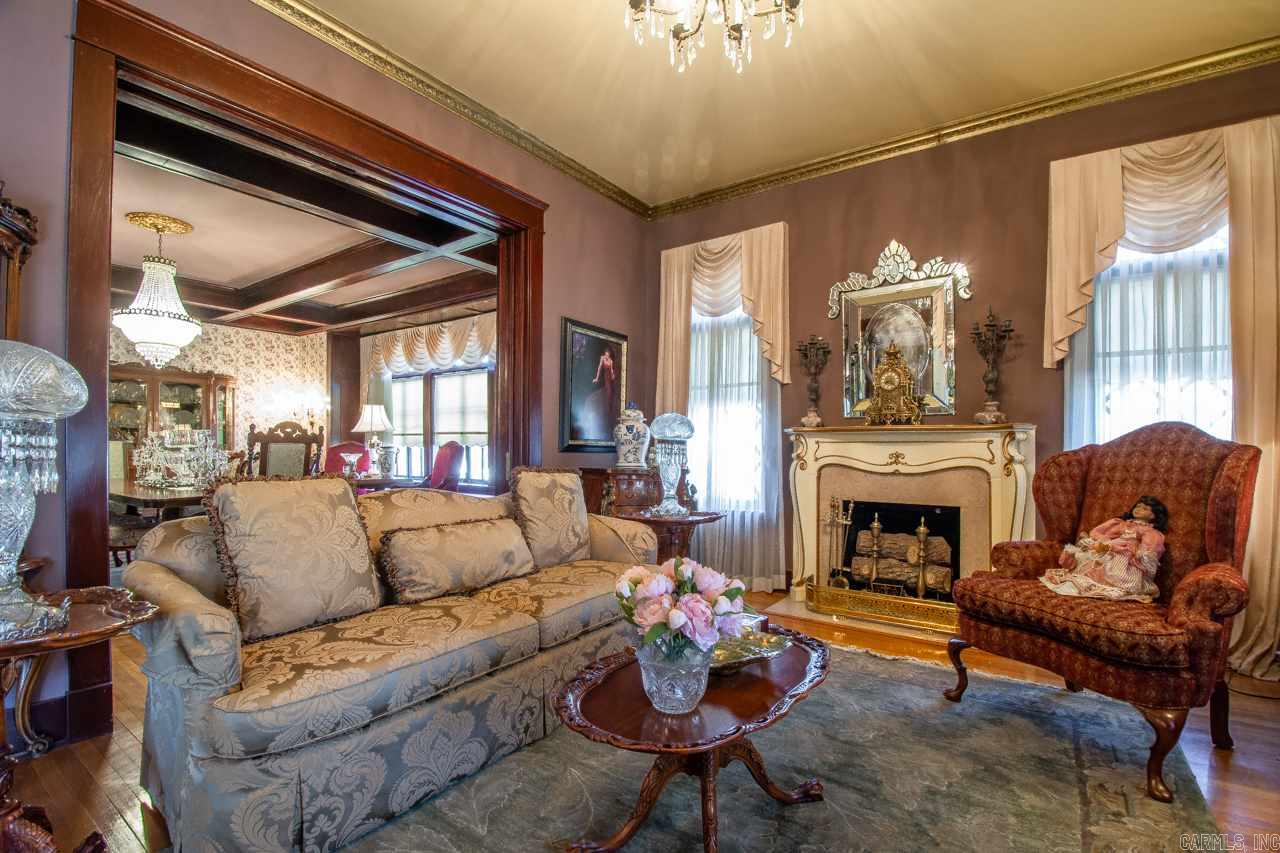Weldon E Wrights - Residential
