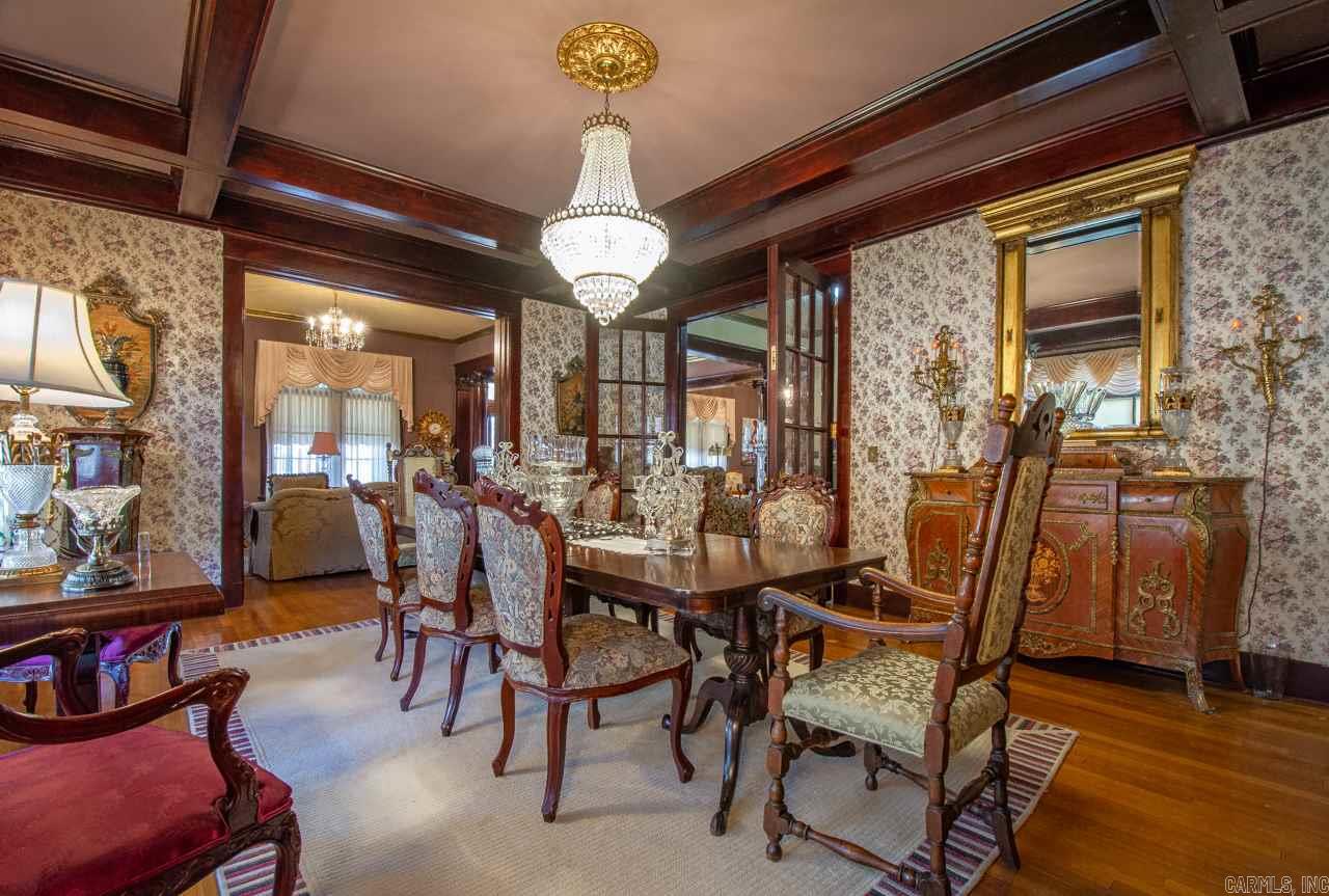 Weldon E Wrights - Residential