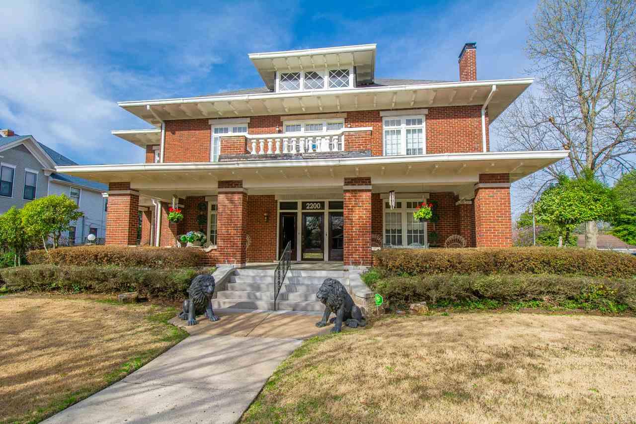 Weldon E Wrights - Residential