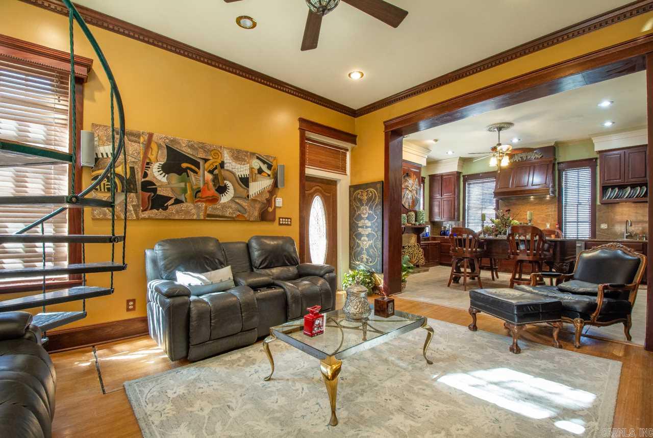 Weldon E Wrights - Residential