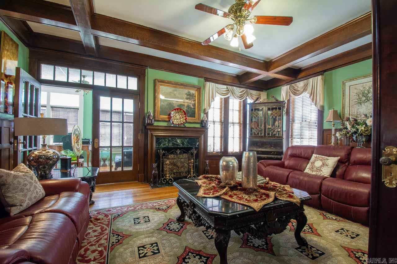 Weldon E Wrights - Residential