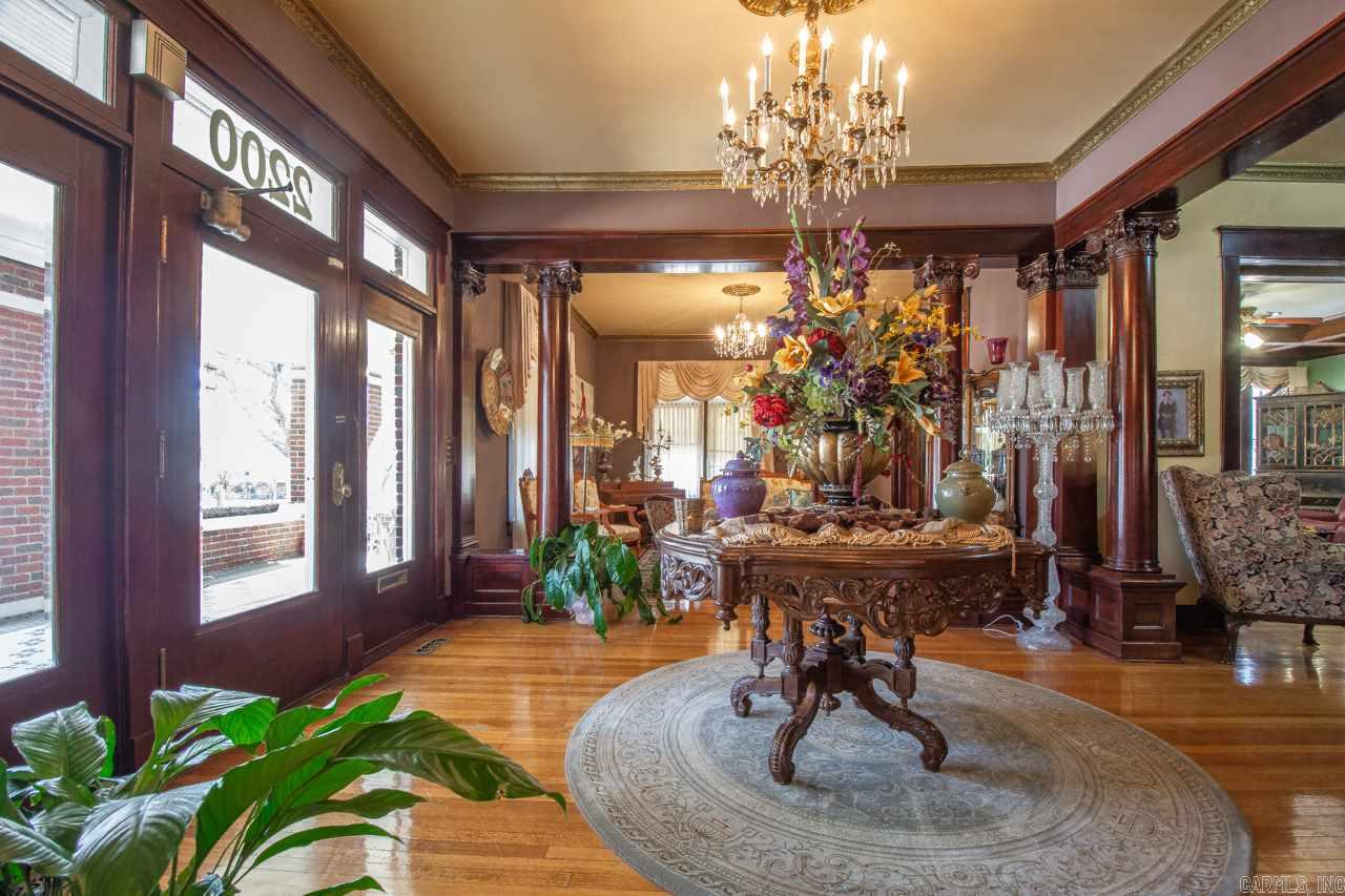Weldon E Wrights - Residential
