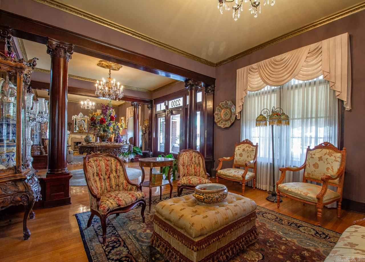 Weldon E Wrights - Residential