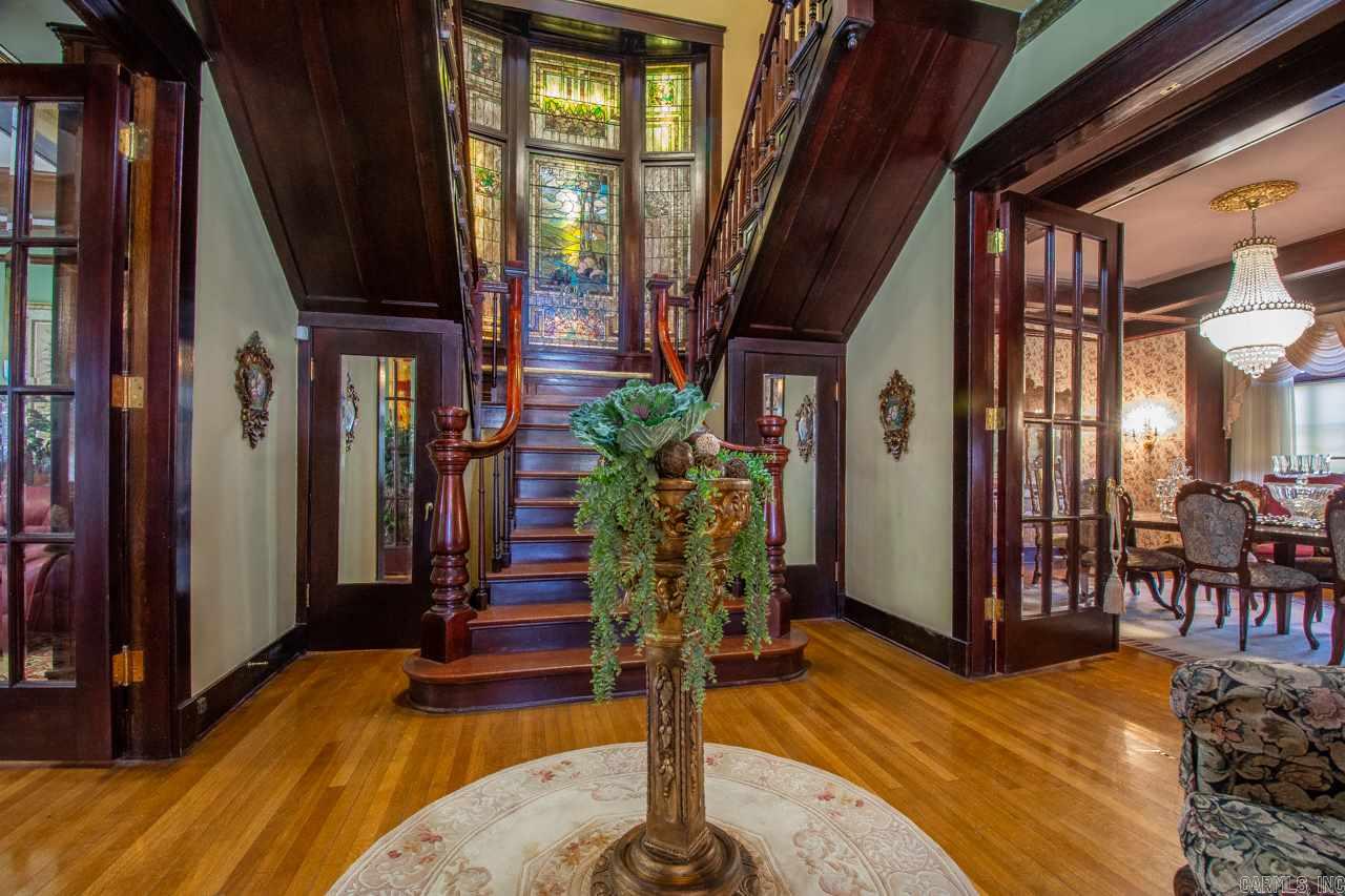 Weldon E Wrights - Residential