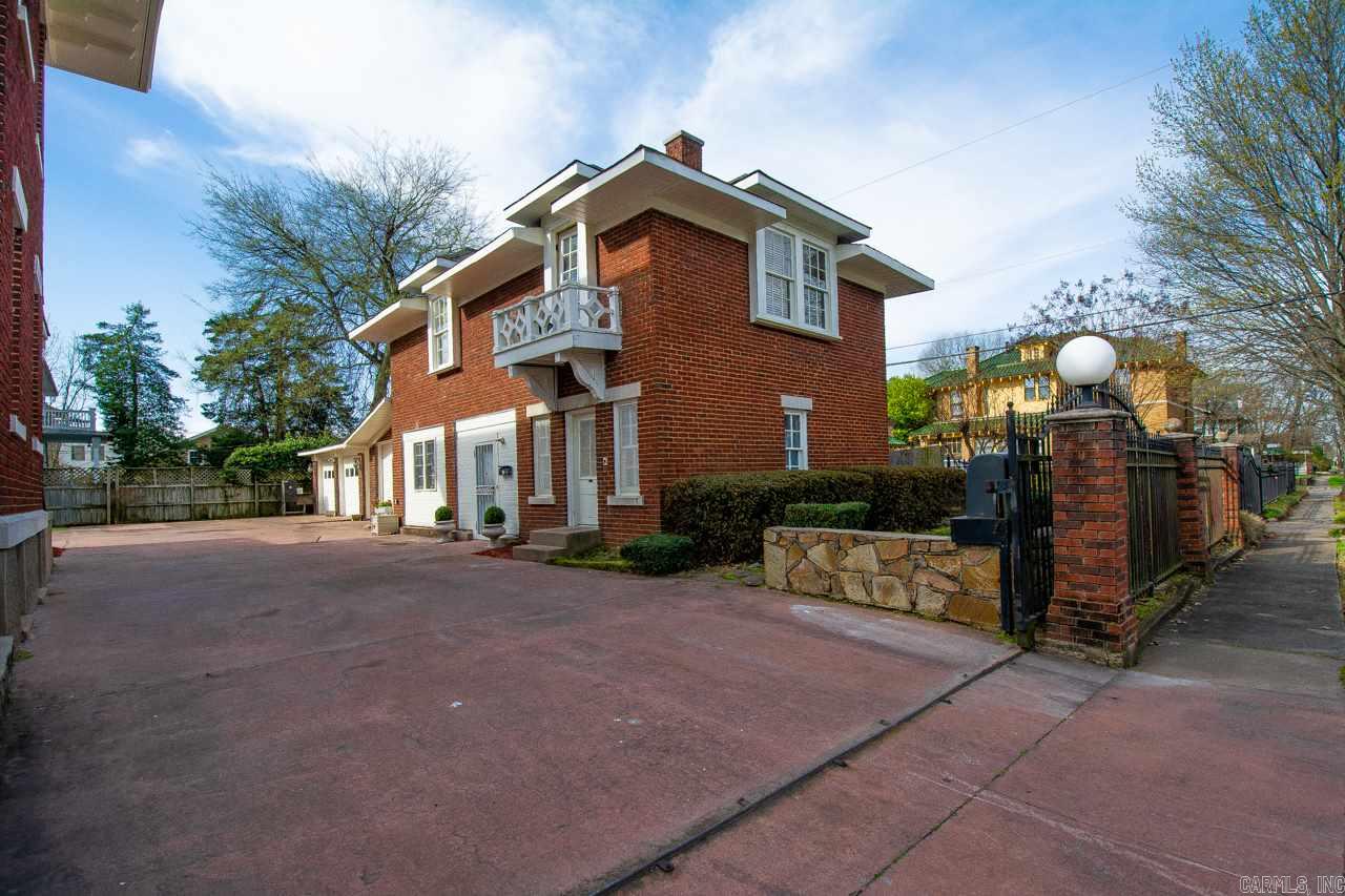 Weldon E Wrights - Residential