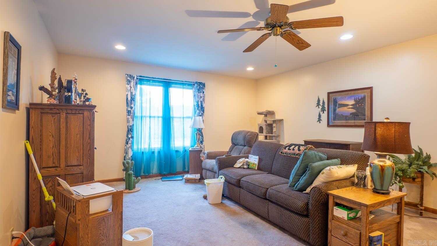 Crow 2nd - Residential