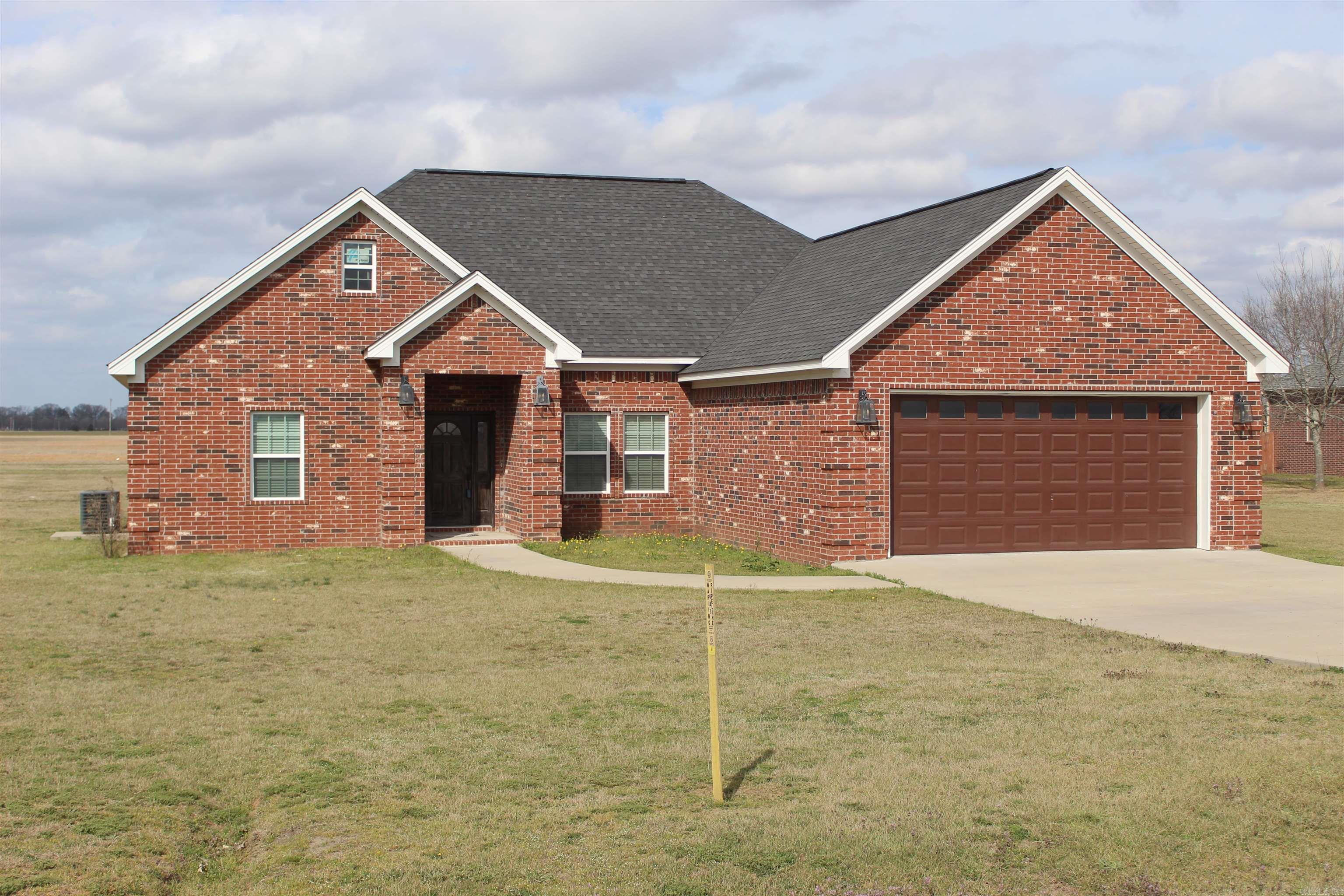 FULLER ESTATES - Residential