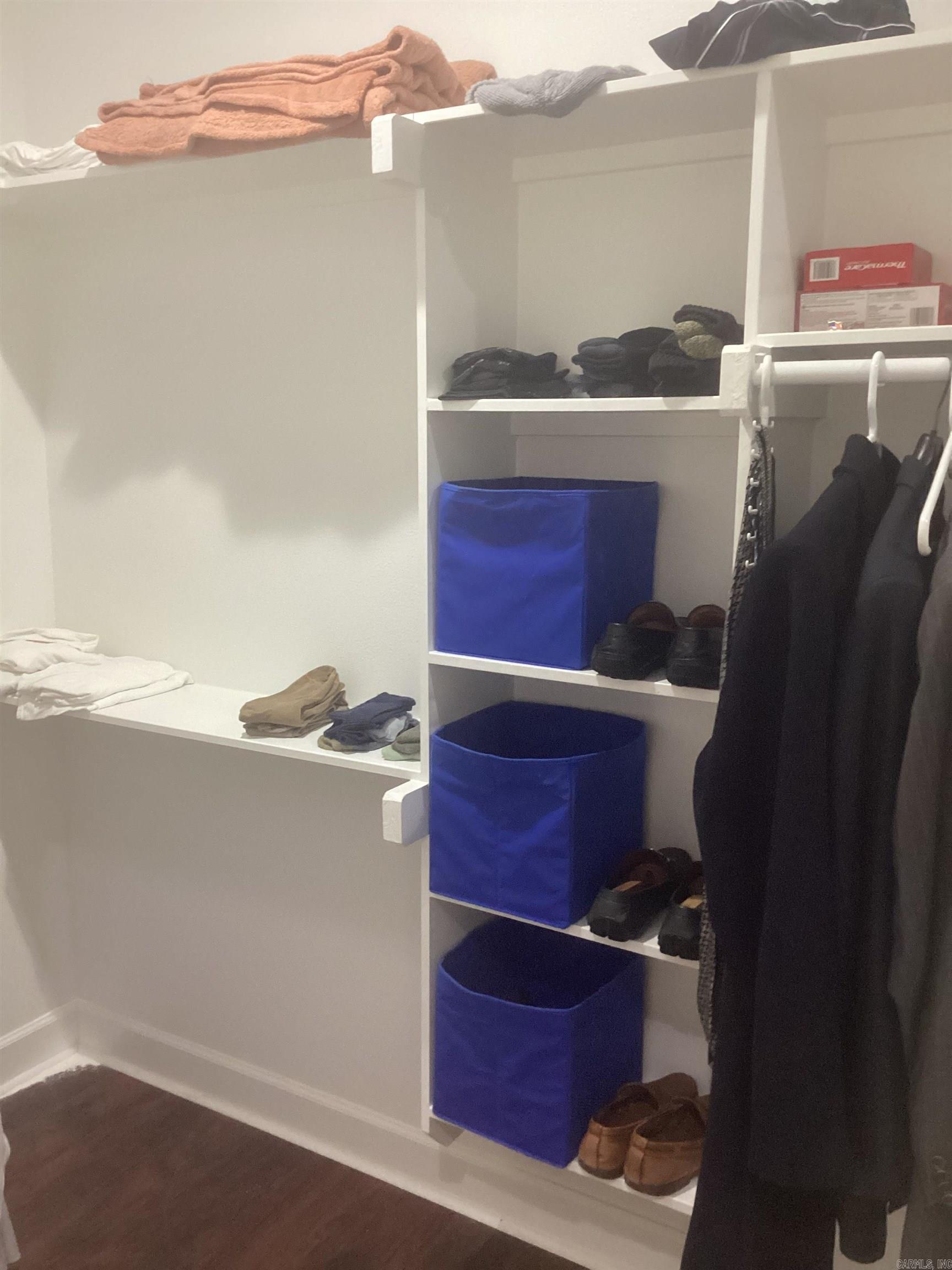 FULLER ESTATES - Residential