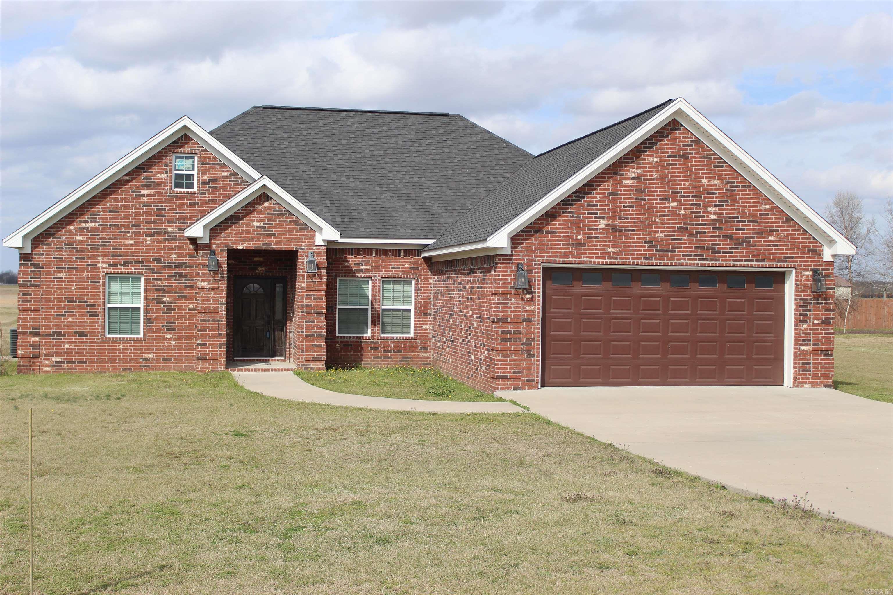 FULLER ESTATES - Residential