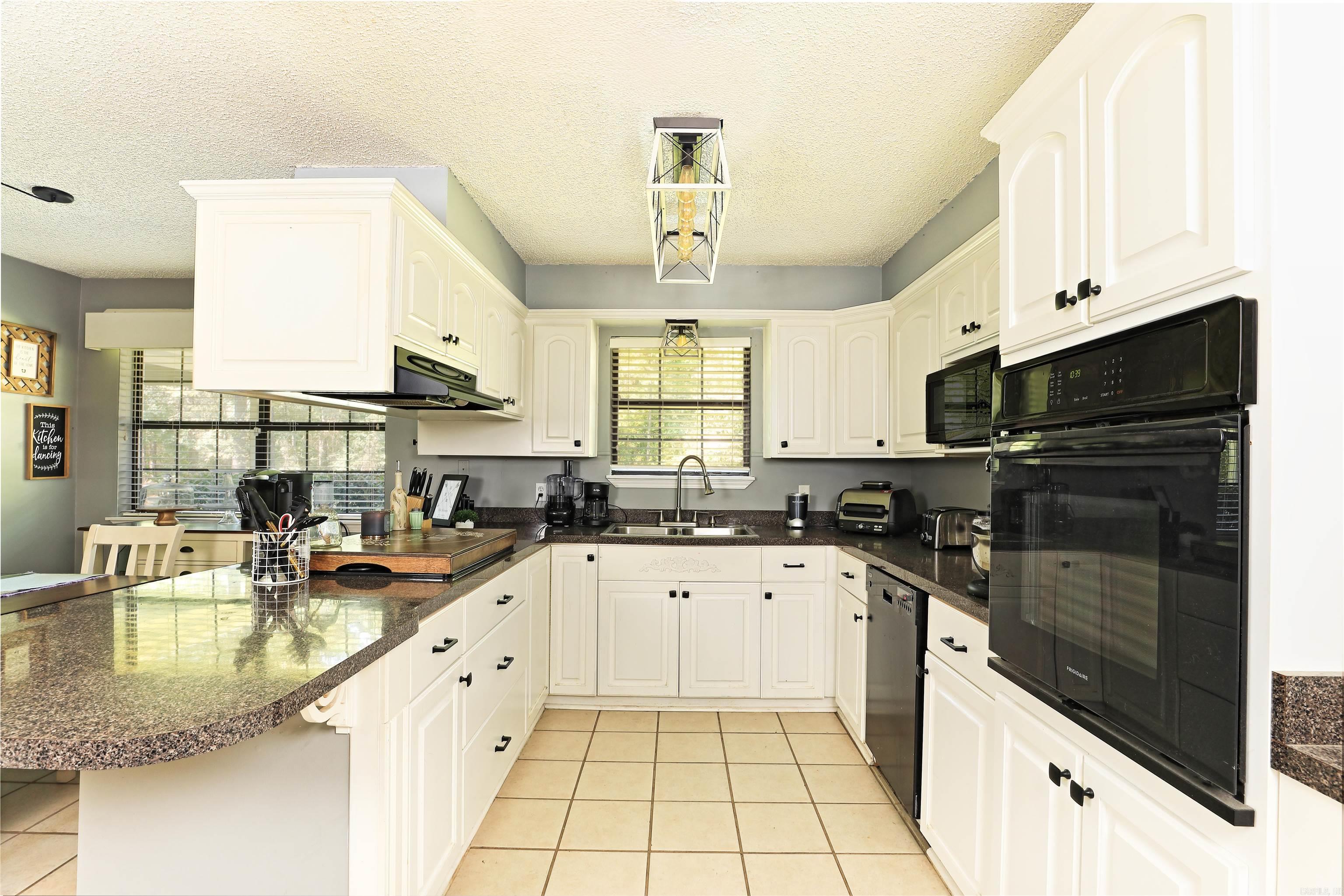 Meadowood #3 - Residential