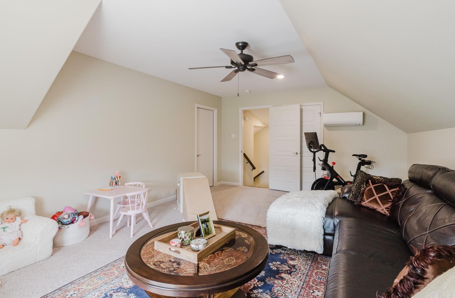 KENSINGTON PLACE - Residential