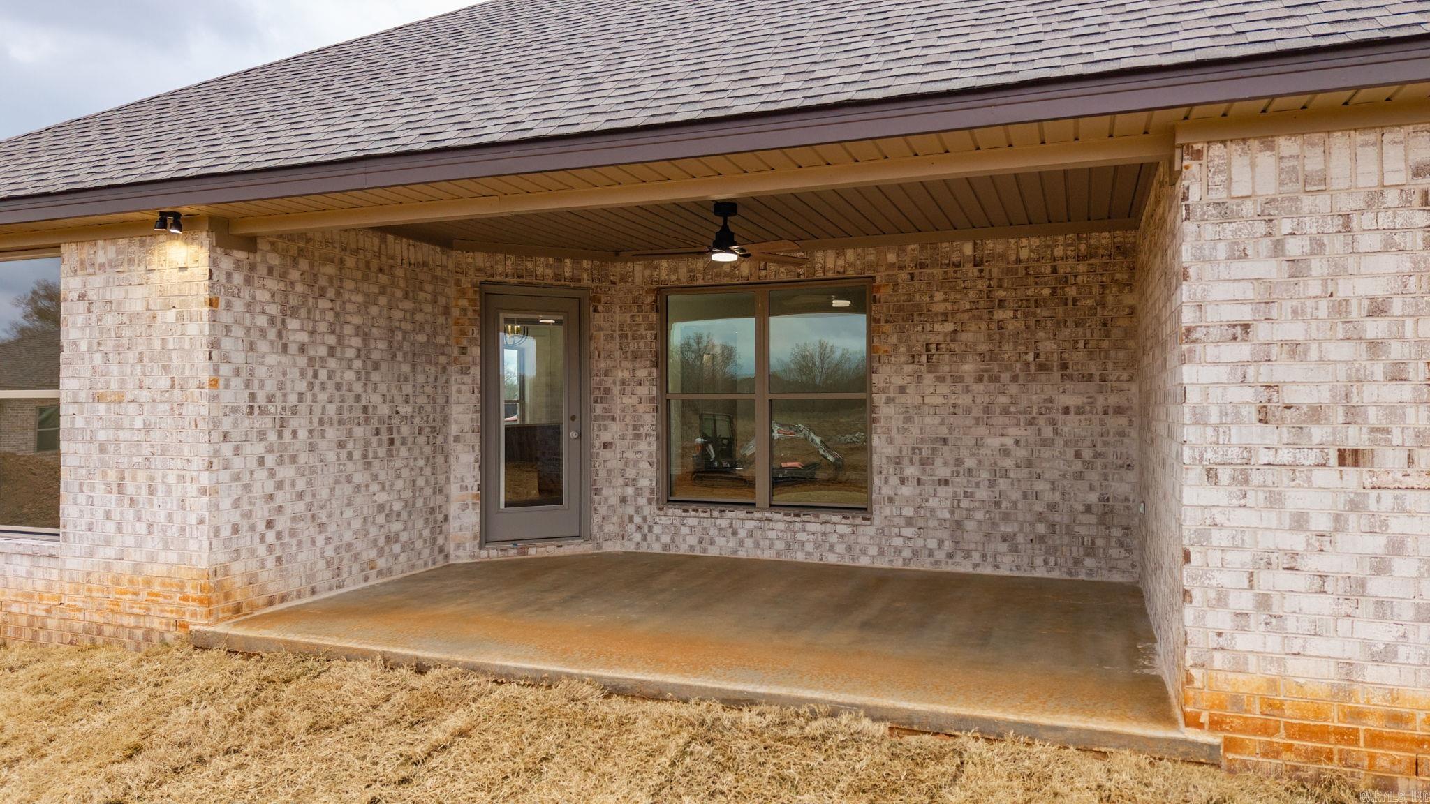 COUNTRY CLUB OF ARK THE - Residential