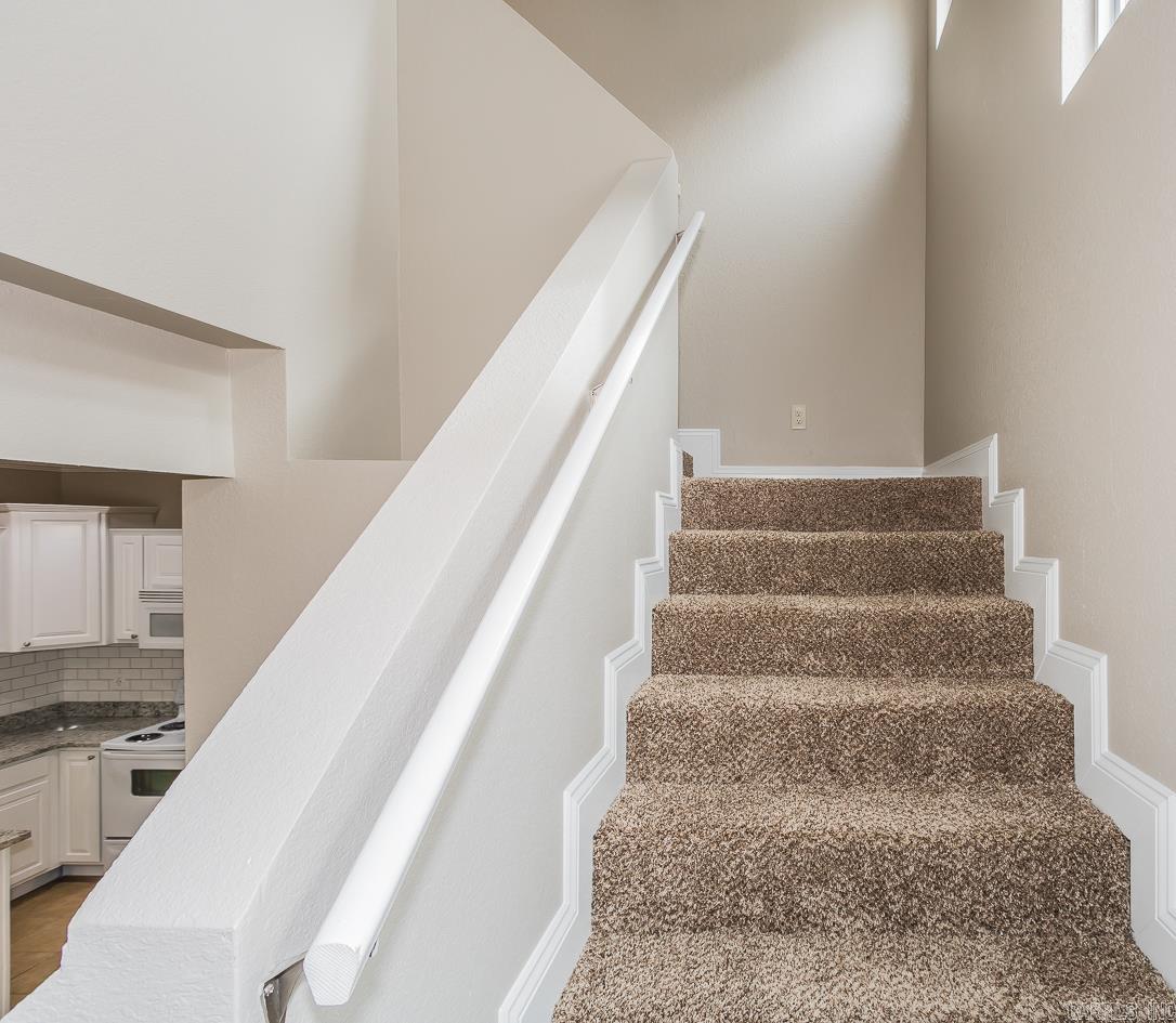 CAMRY COURT - Residential Lease