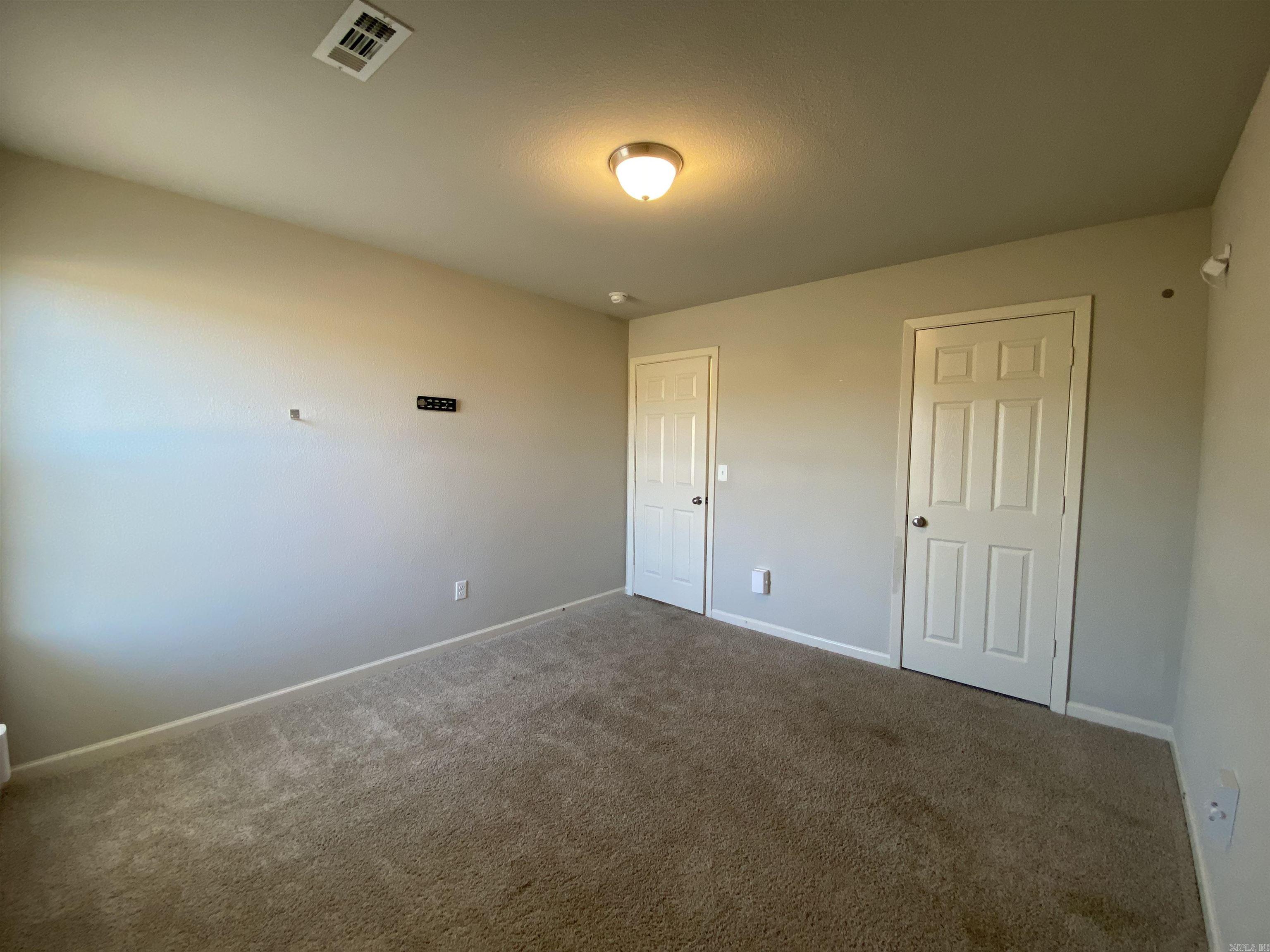 Centenial Valley - Residential Lease