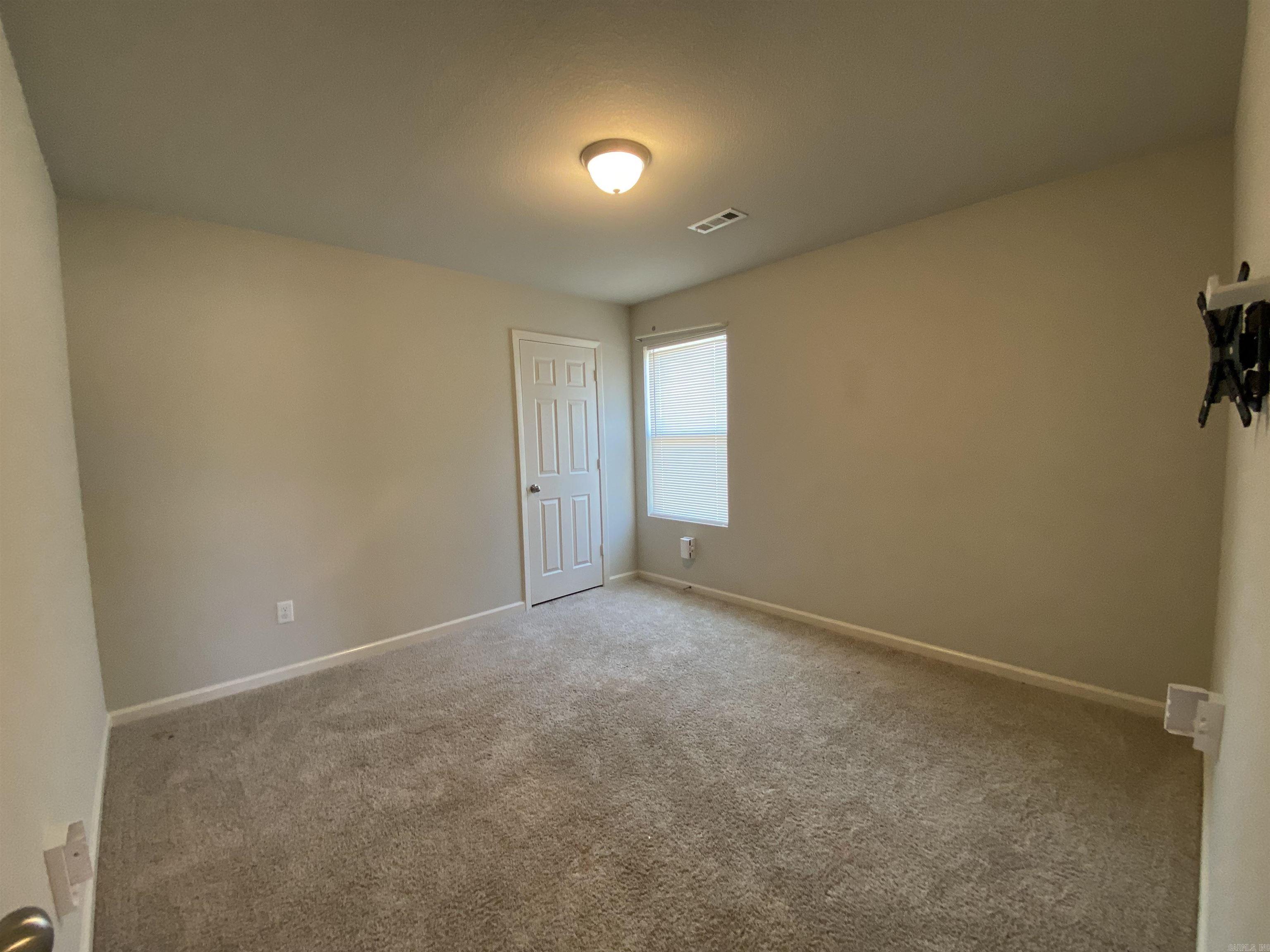 Centenial Valley - Residential Lease