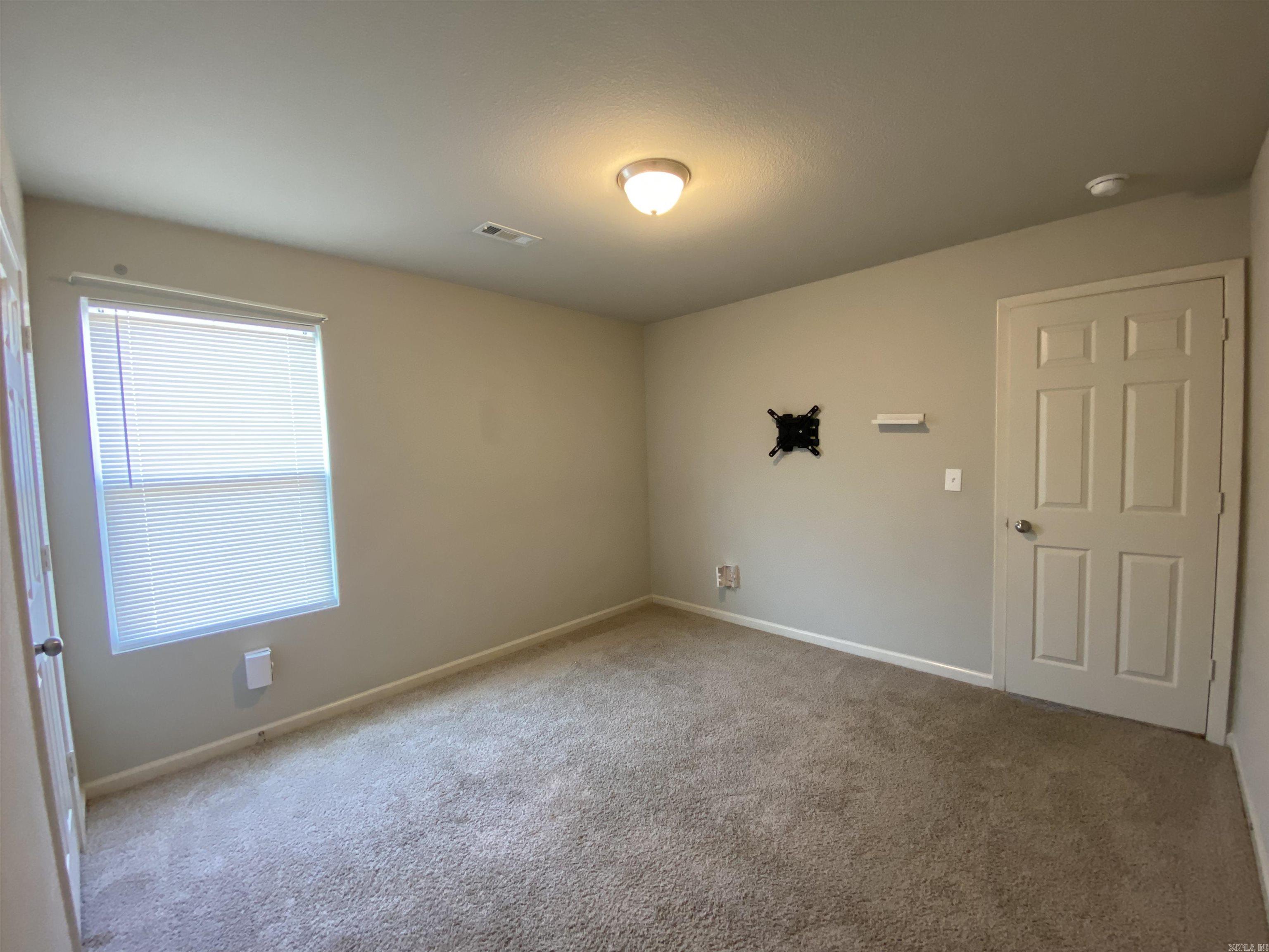 Centenial Valley - Residential Lease