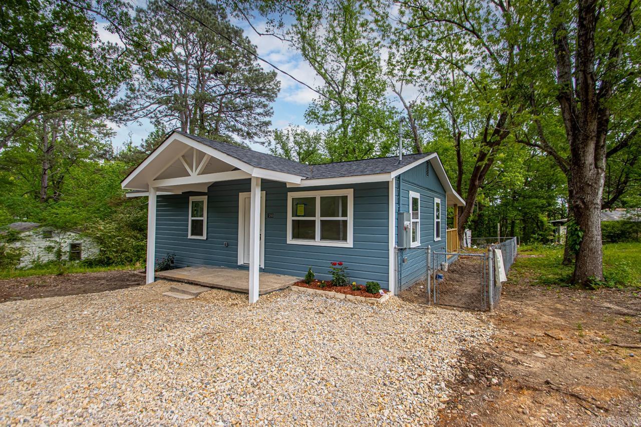 Duke of Spring Hill - Residential