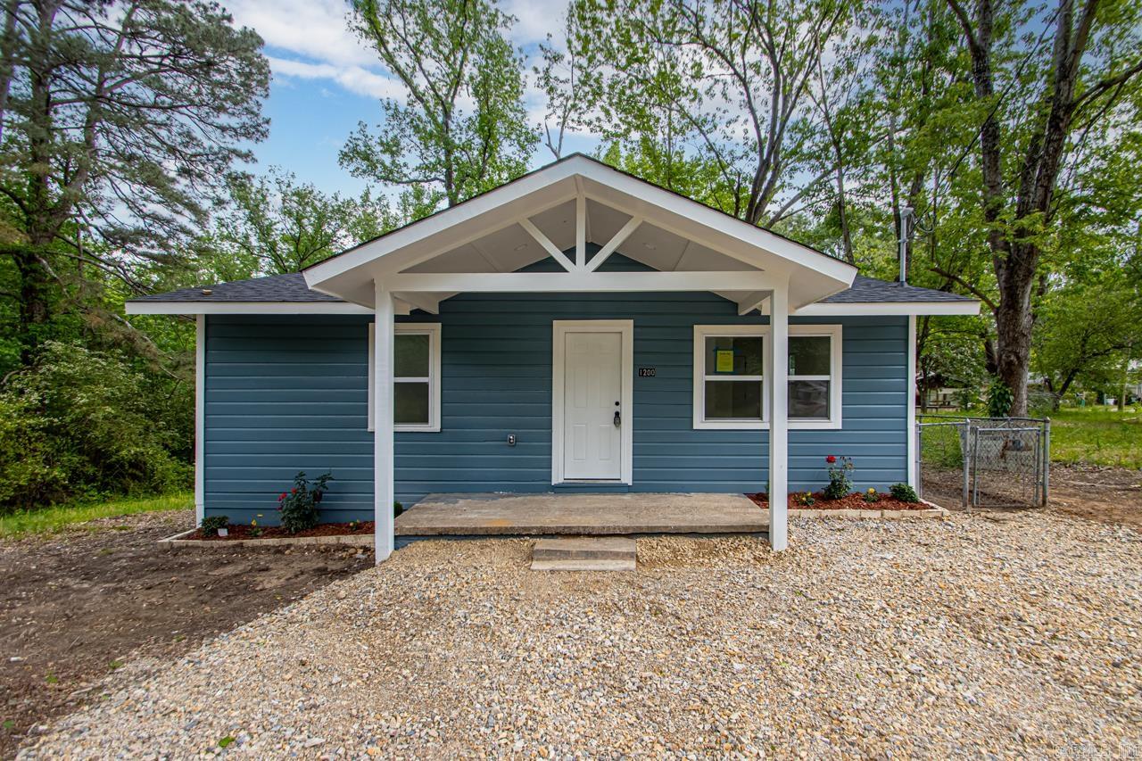 Duke of Spring Hill - Residential