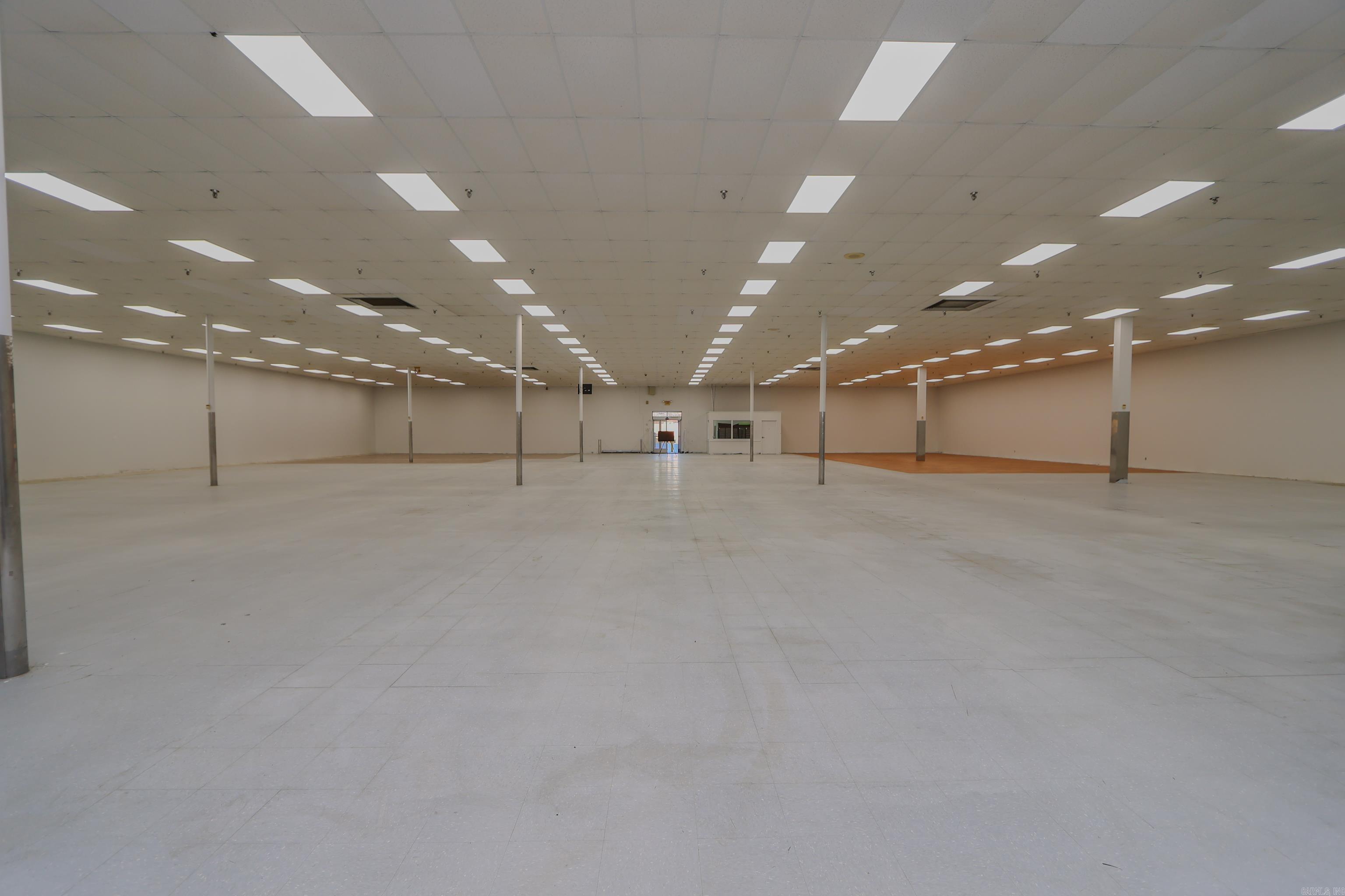 Metes & Bounds - Commercial Lease