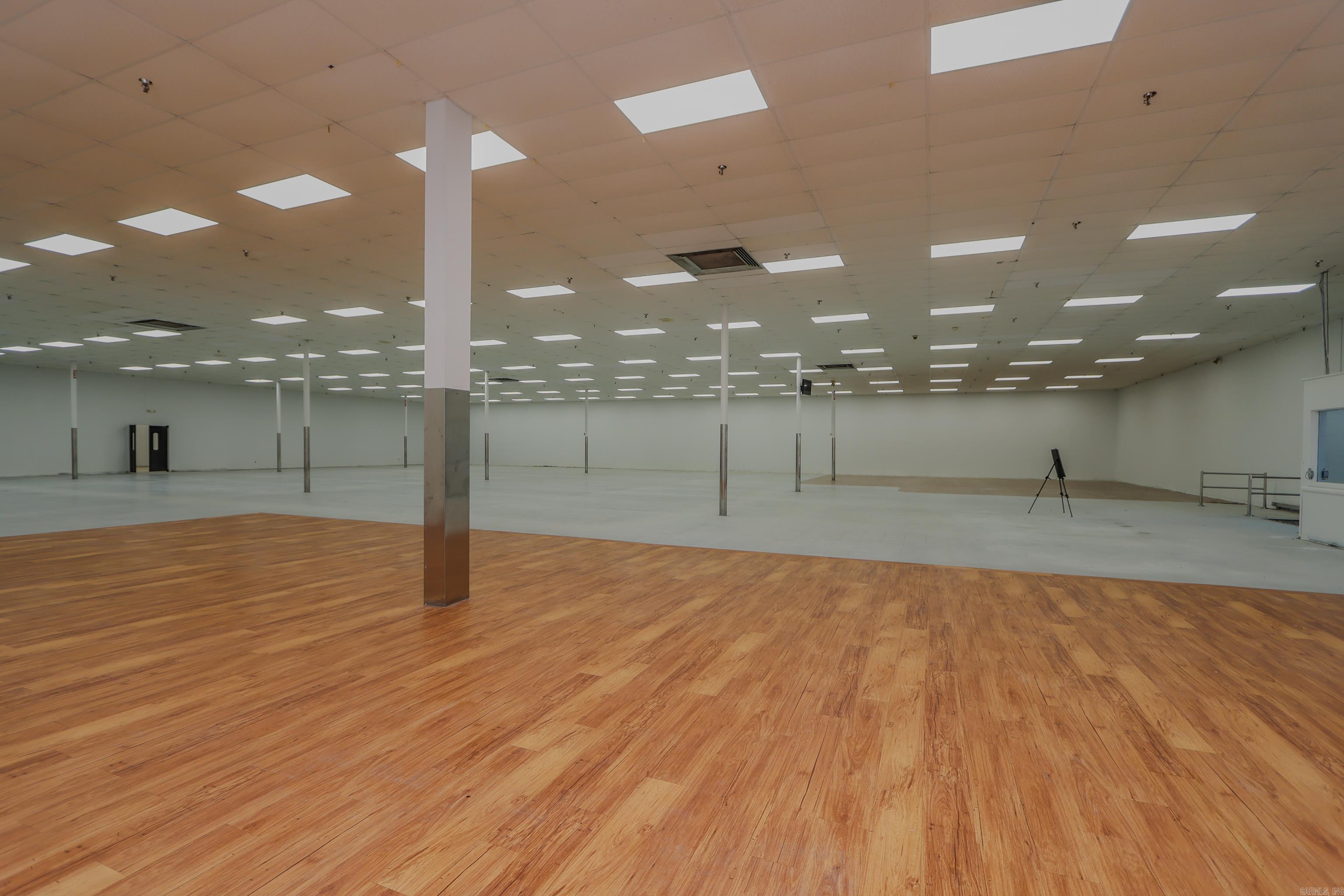 Metes & Bounds - Commercial Lease