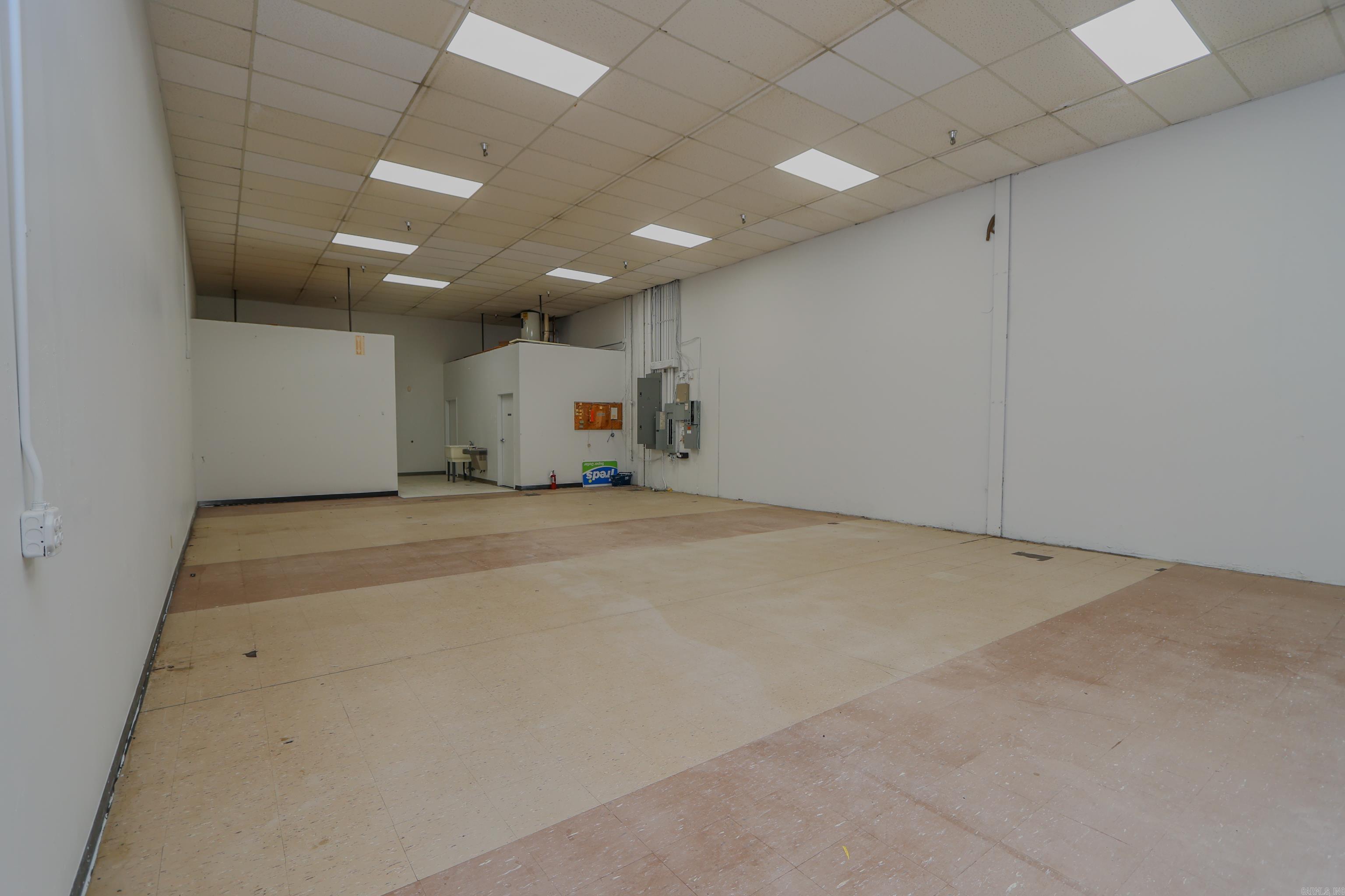 Metes & Bounds - Commercial Lease