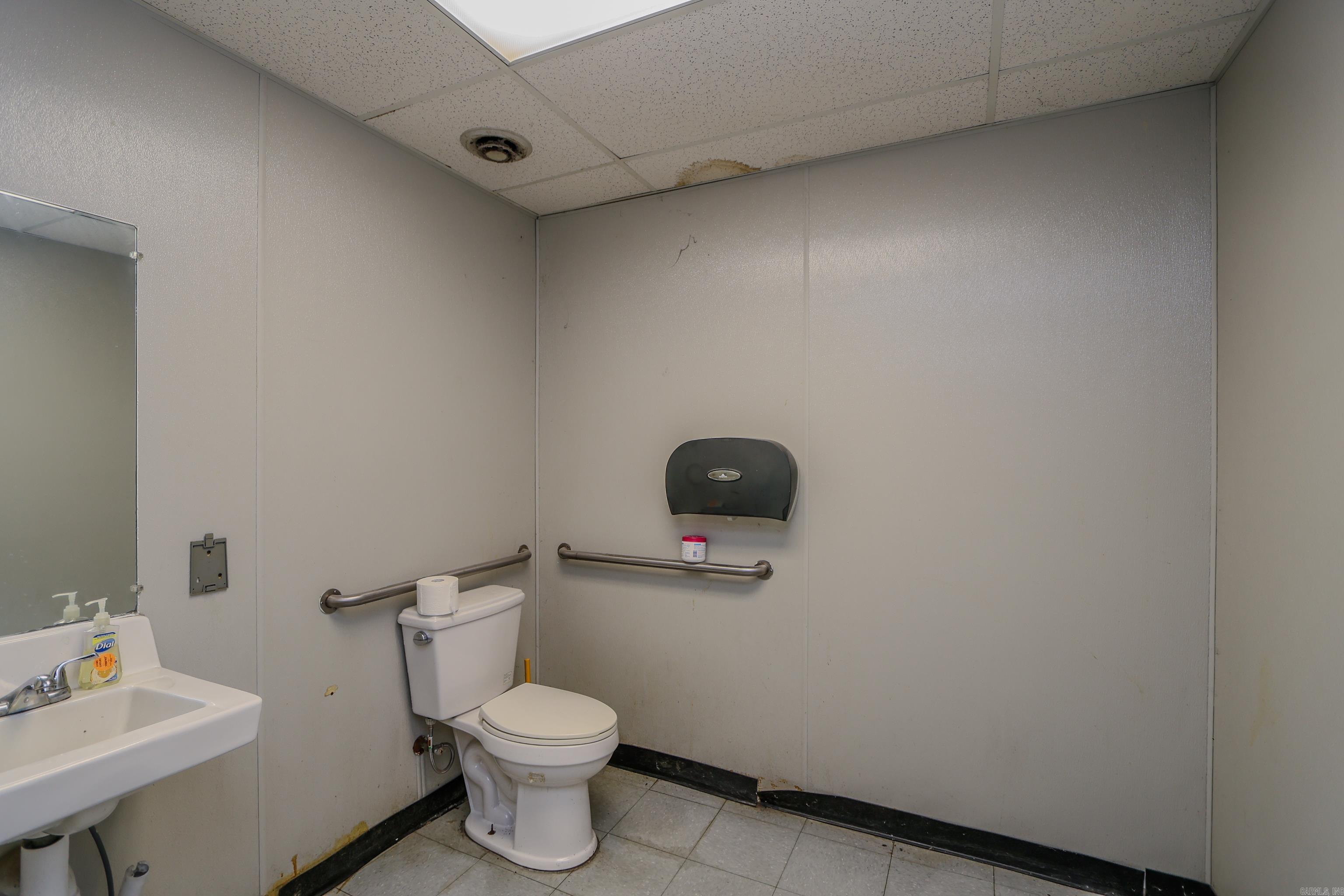 Metes & Bounds - Commercial Lease