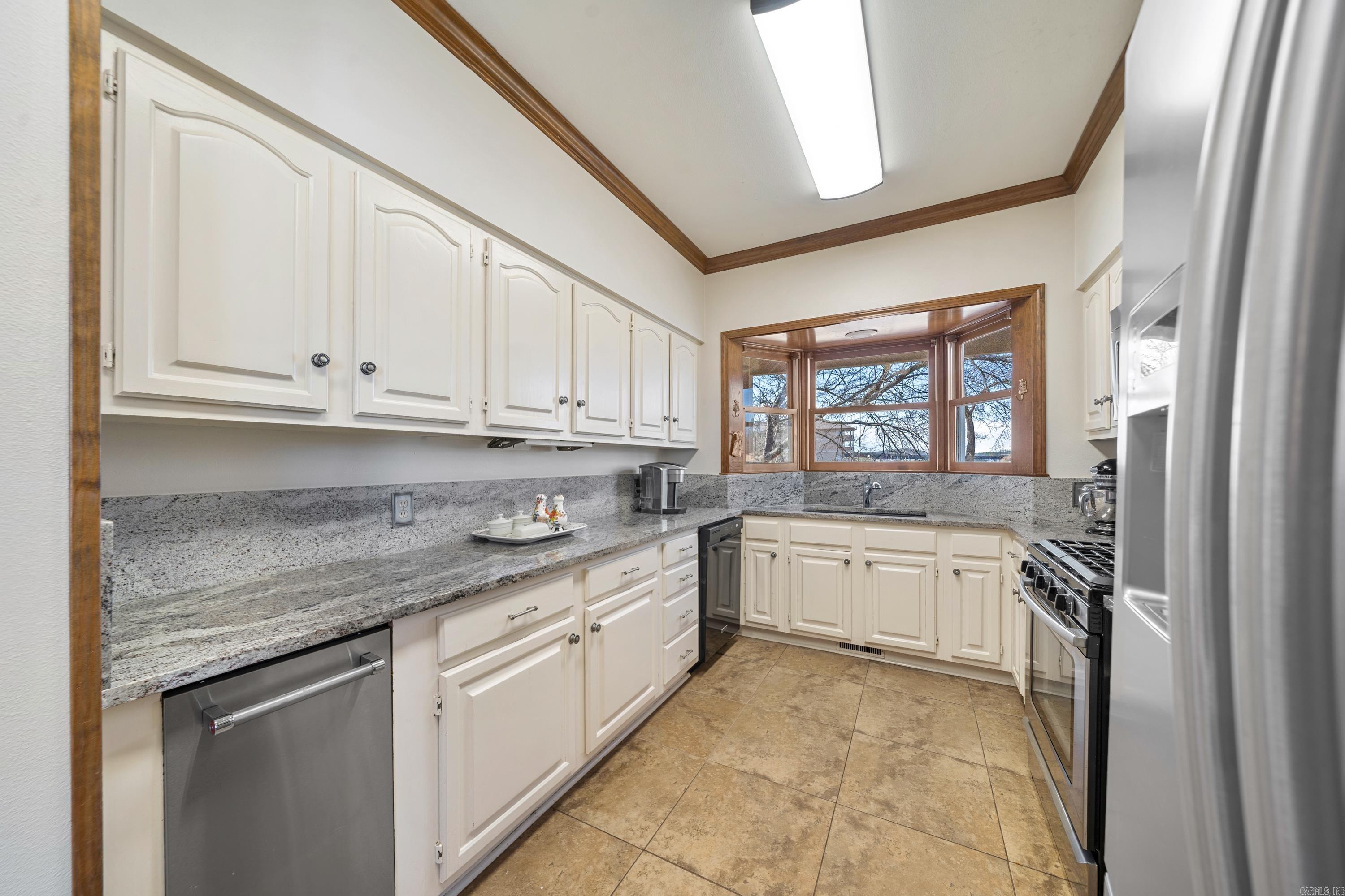 BRIDGE POINTE HPR - Residential