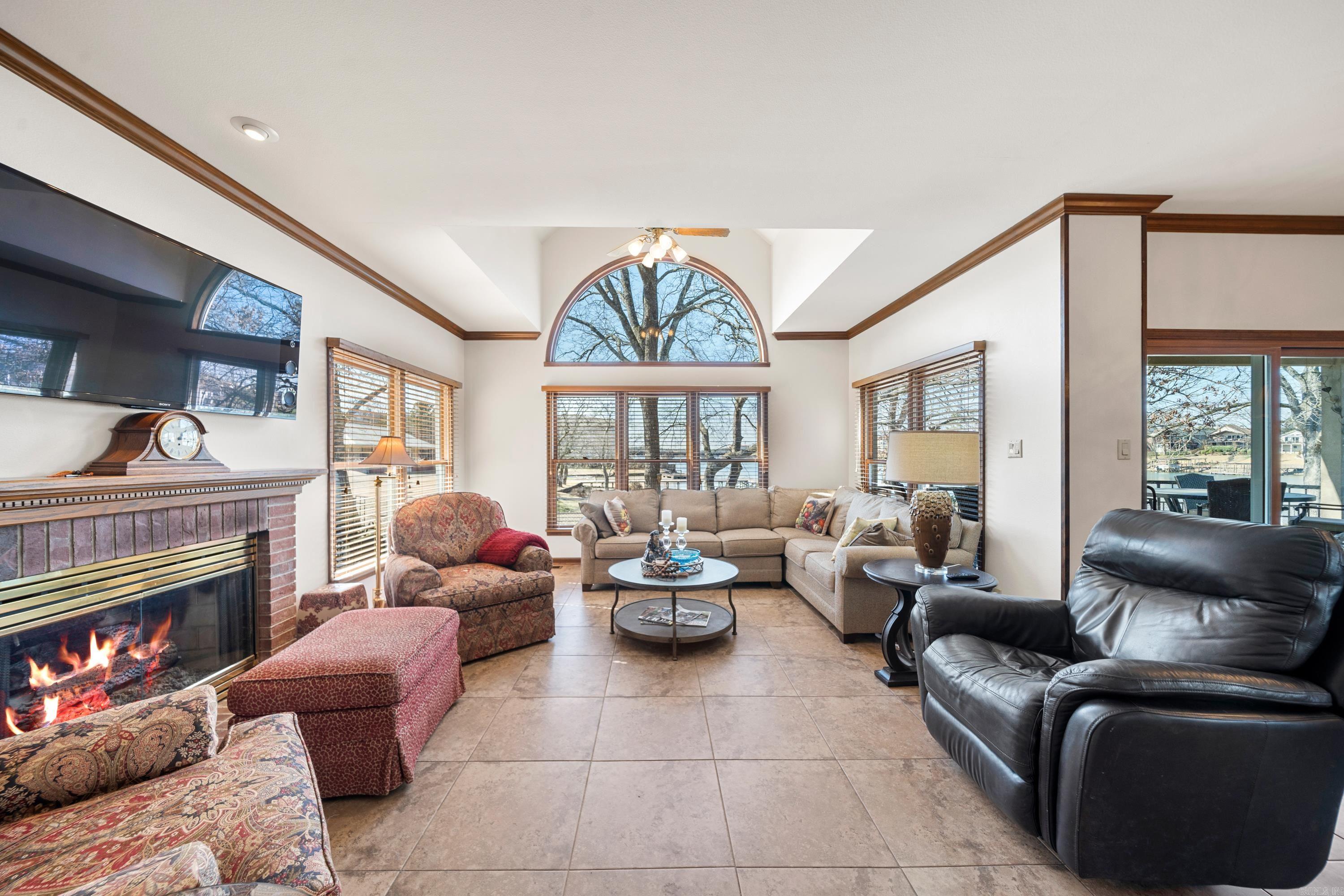 BRIDGE POINTE HPR - Residential