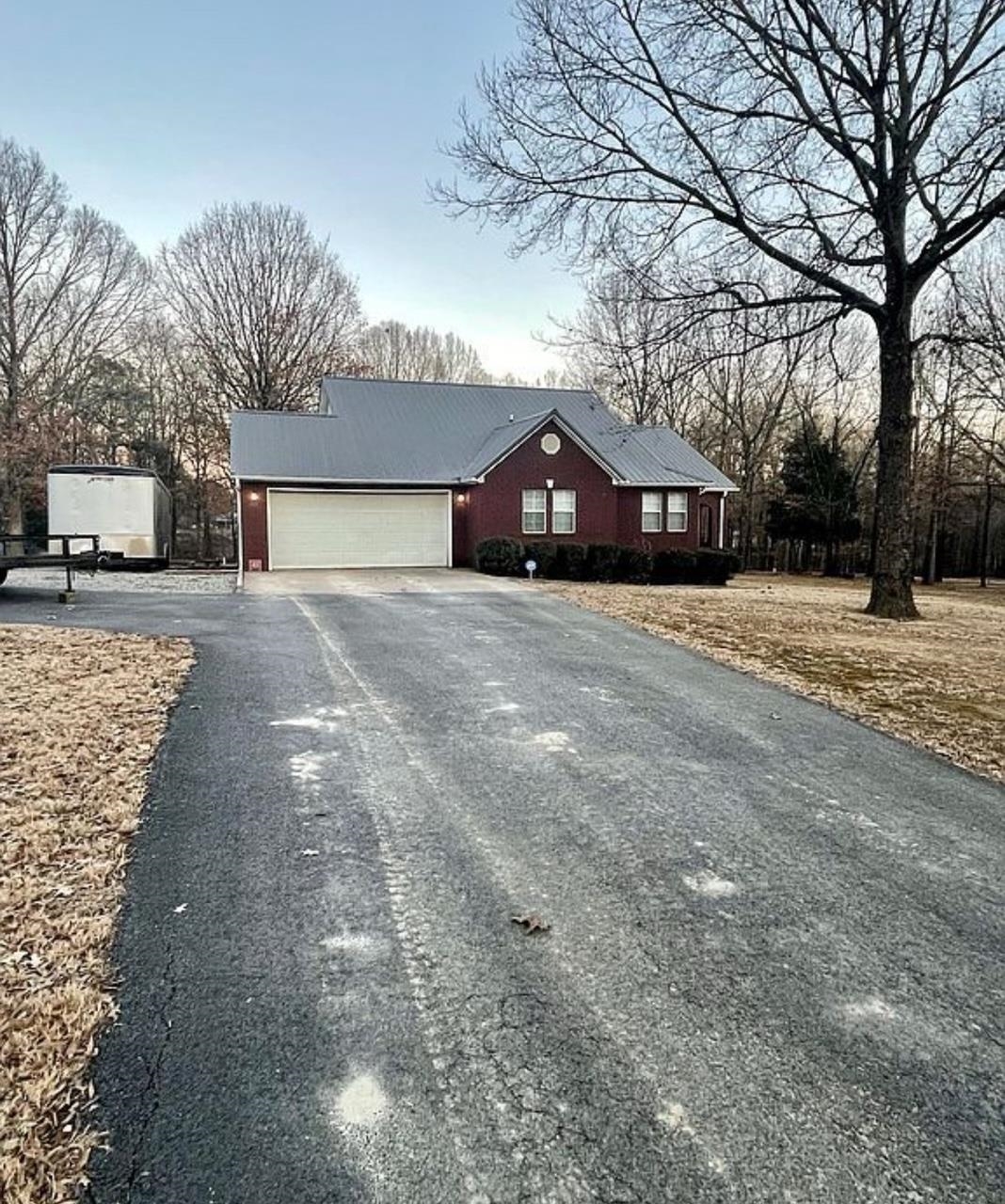 Country Lake - Residential