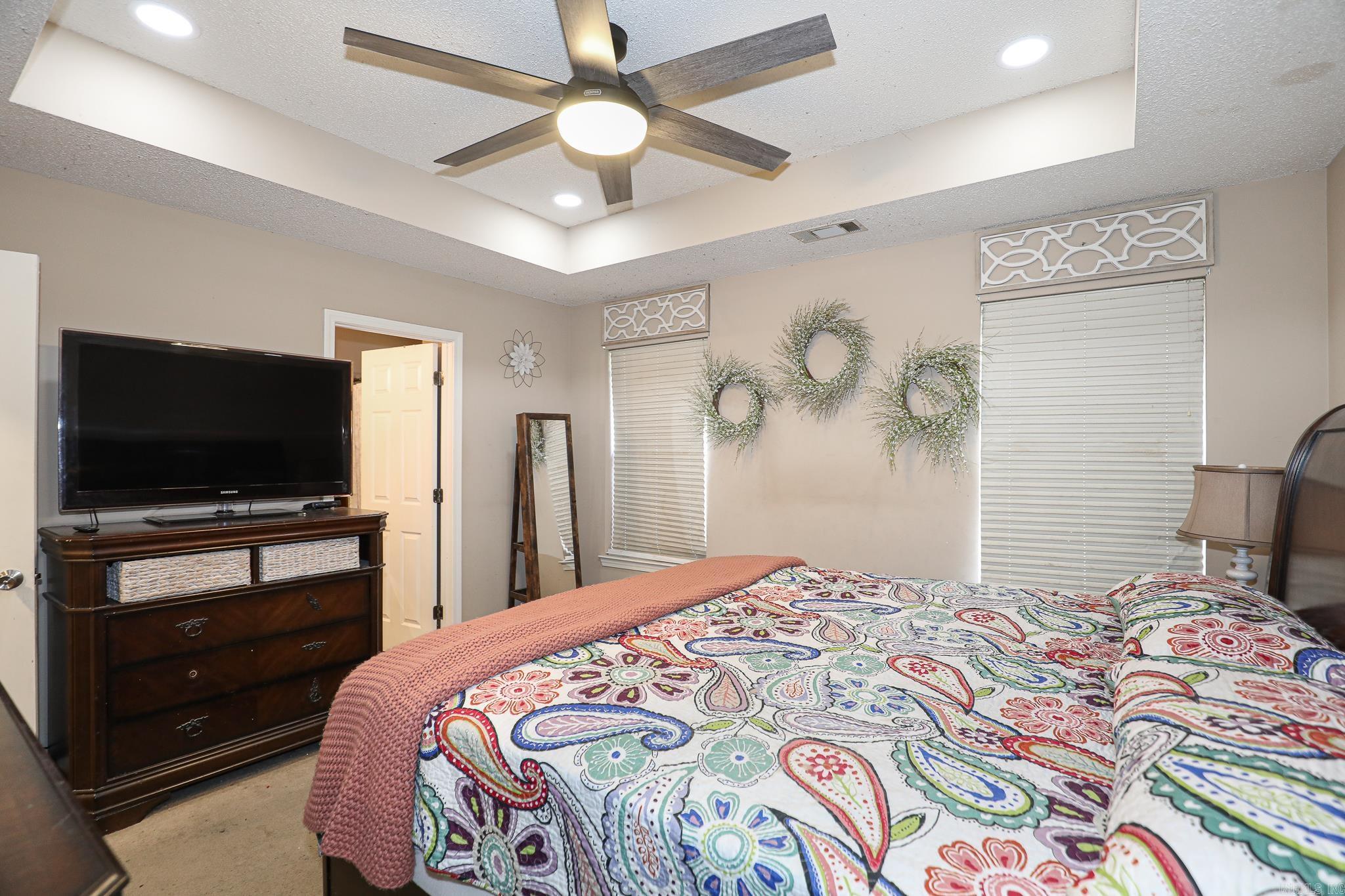 PINE VALLEY - Residential