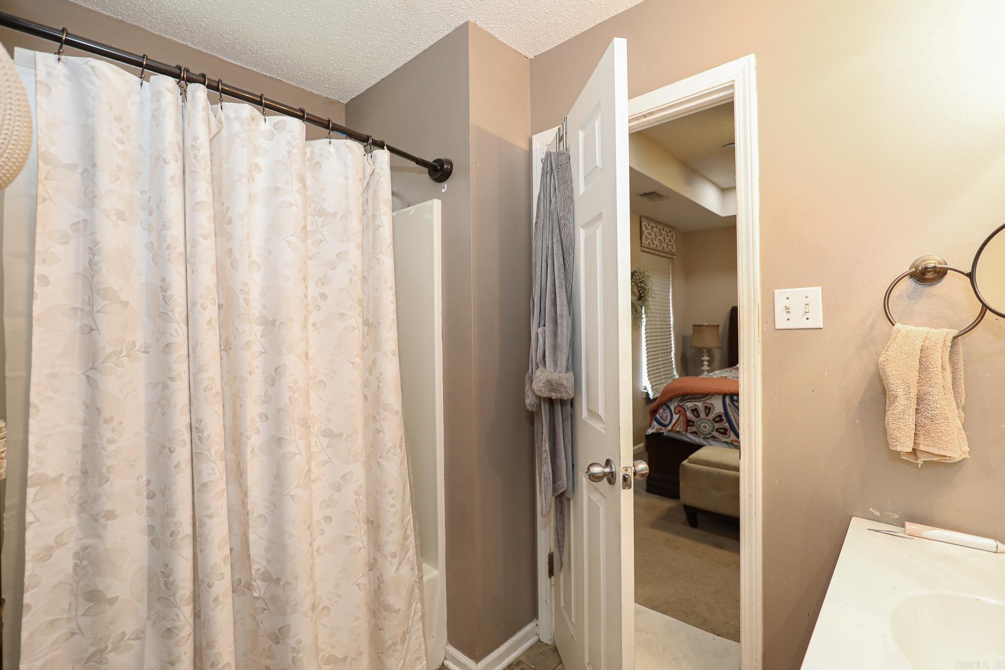 PINE VALLEY - Residential