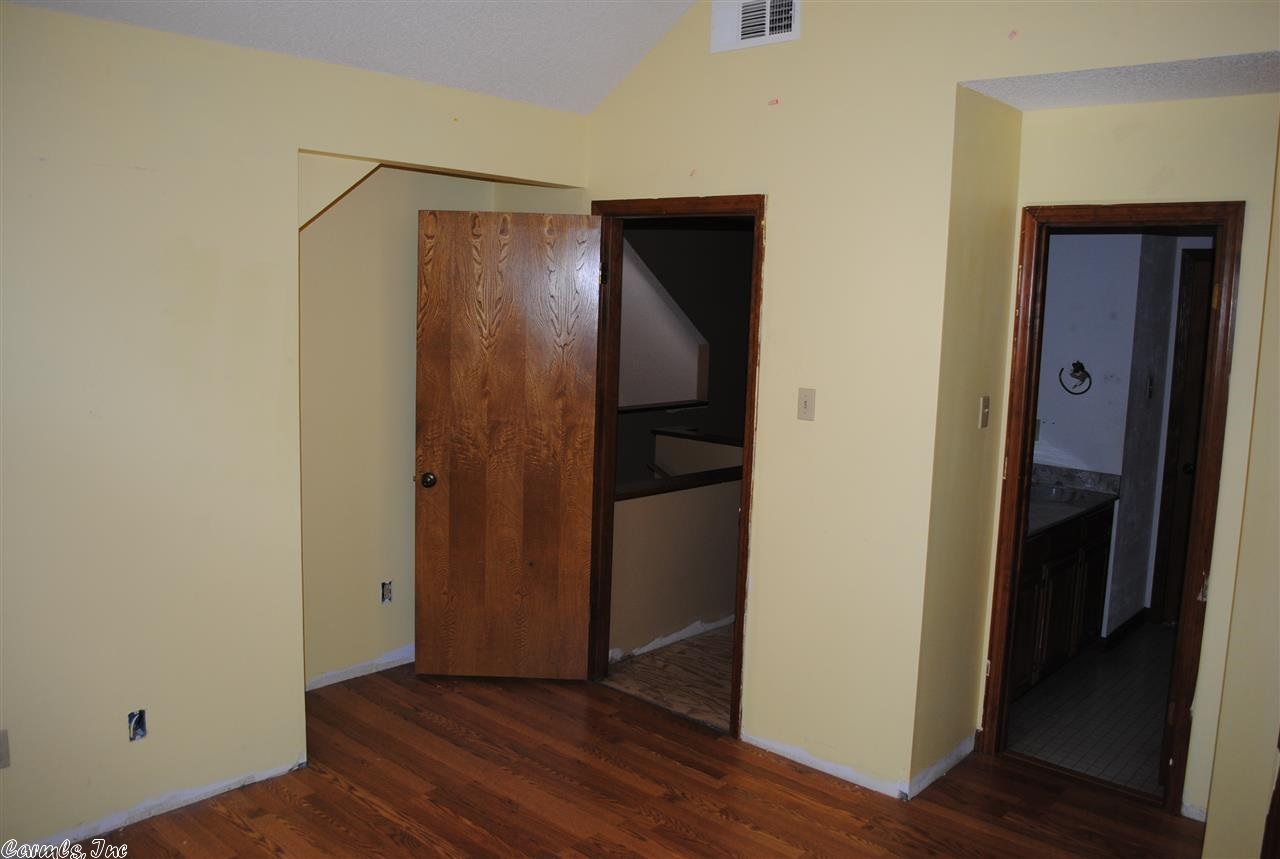 DIAMOND POINTE - Residential