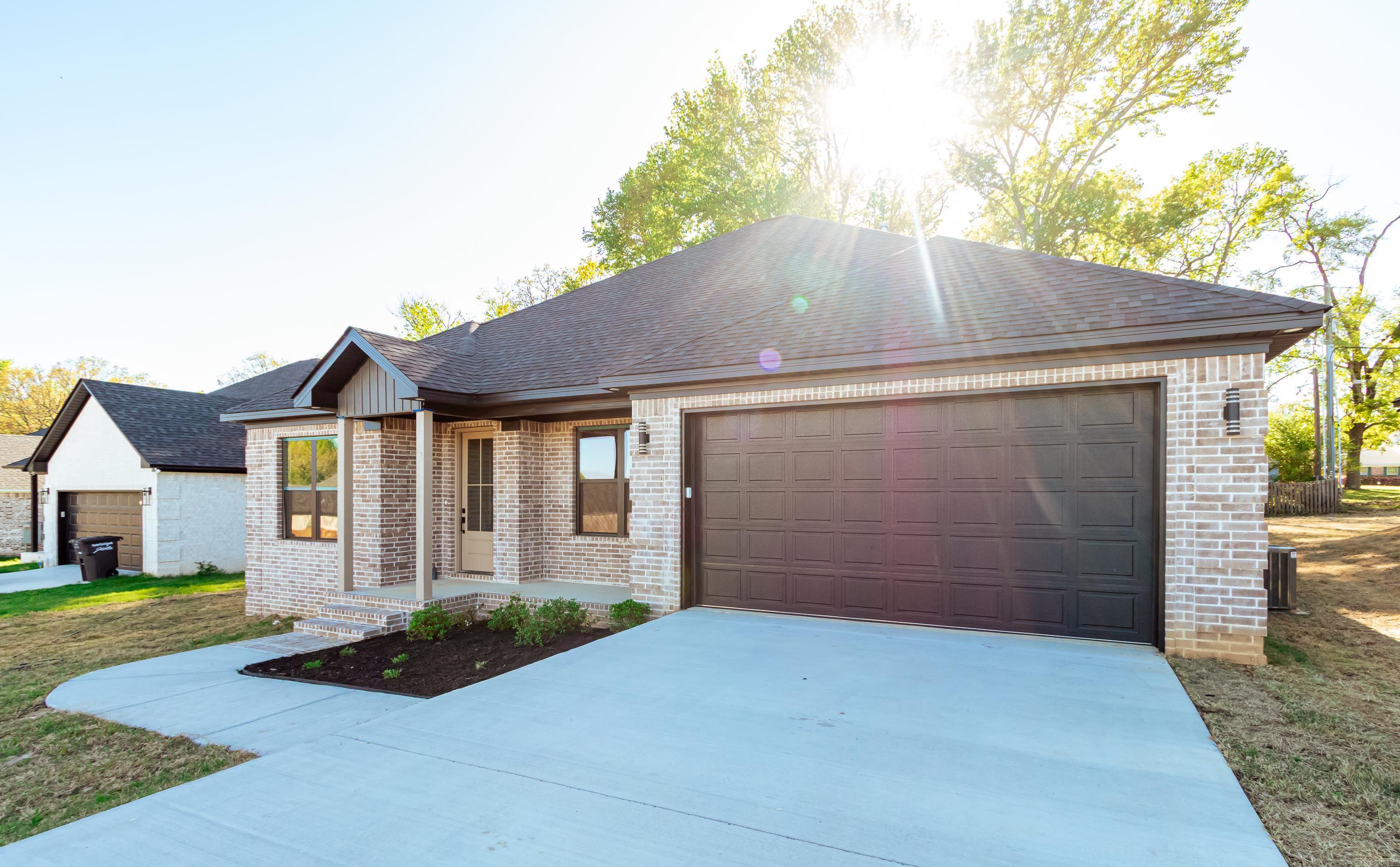 KNOTTING HILL - Residential