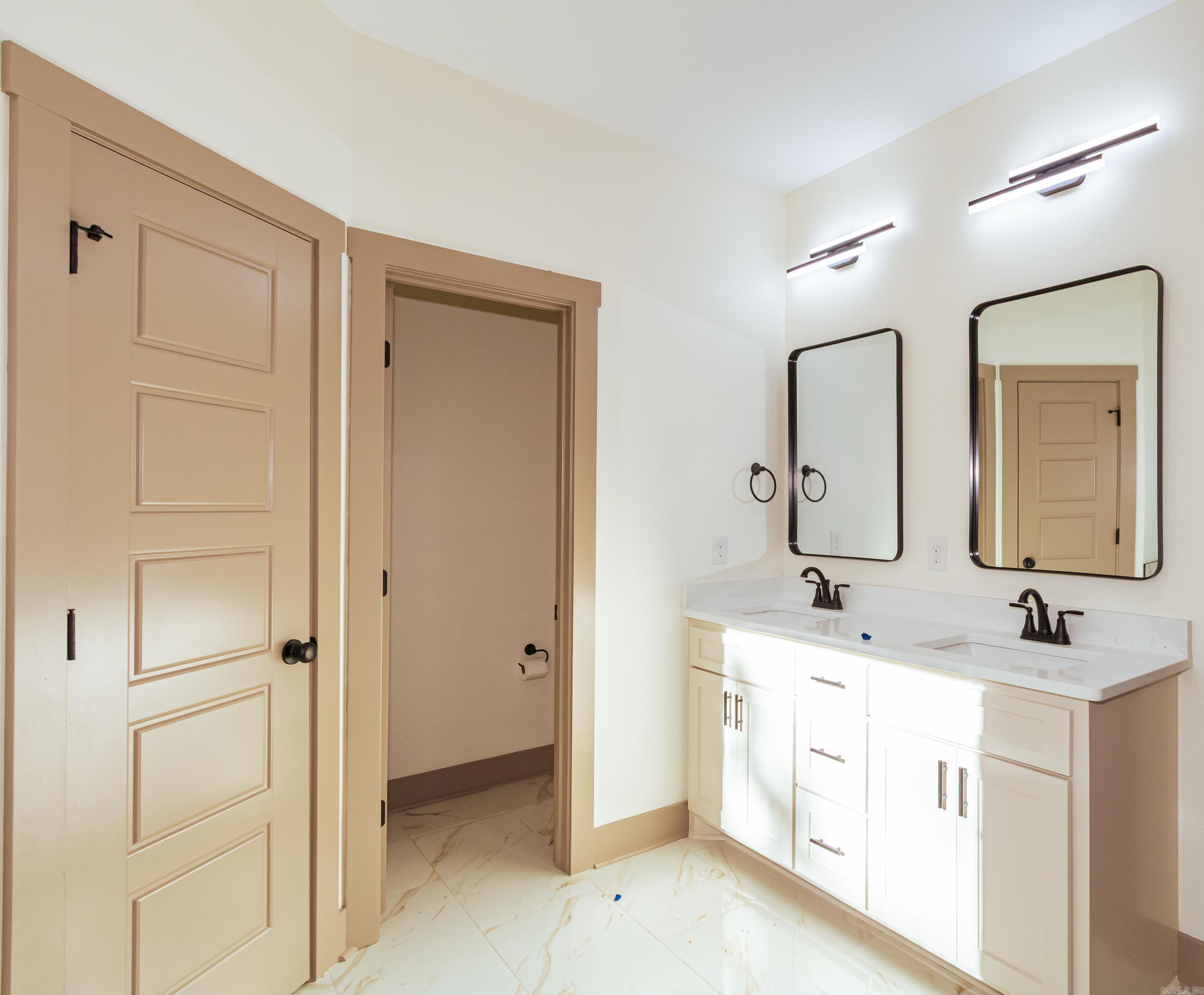 KNOTTING HILL - Residential