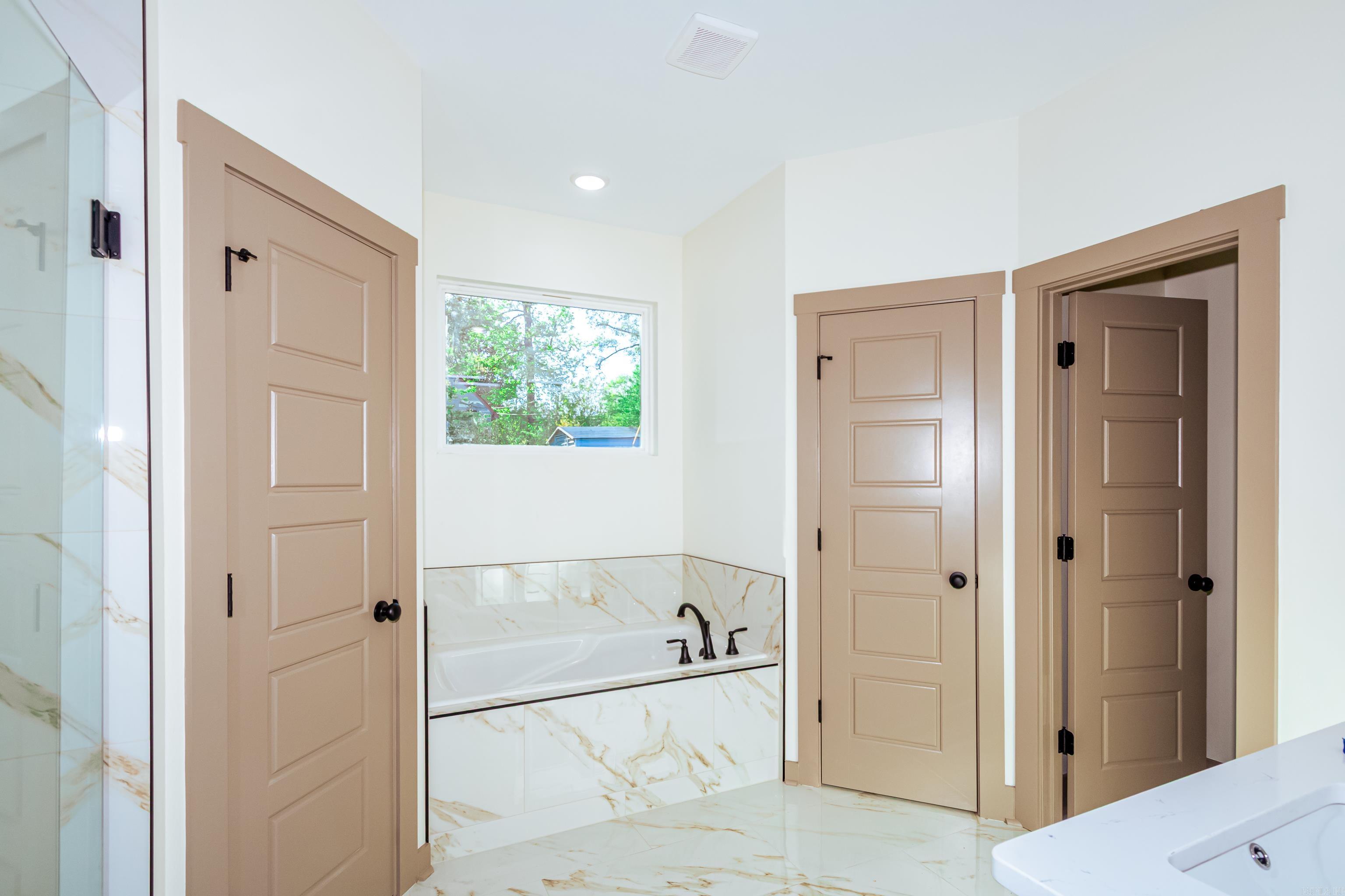 KNOTTING HILL - Residential