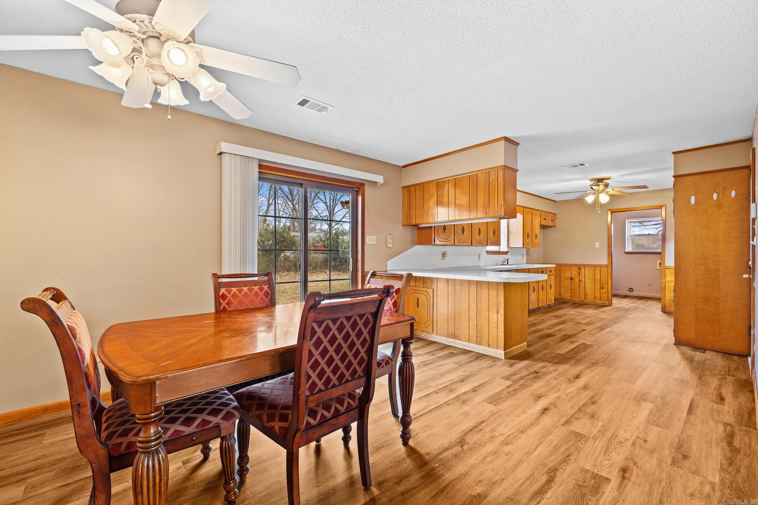 WALTHALL - Residential