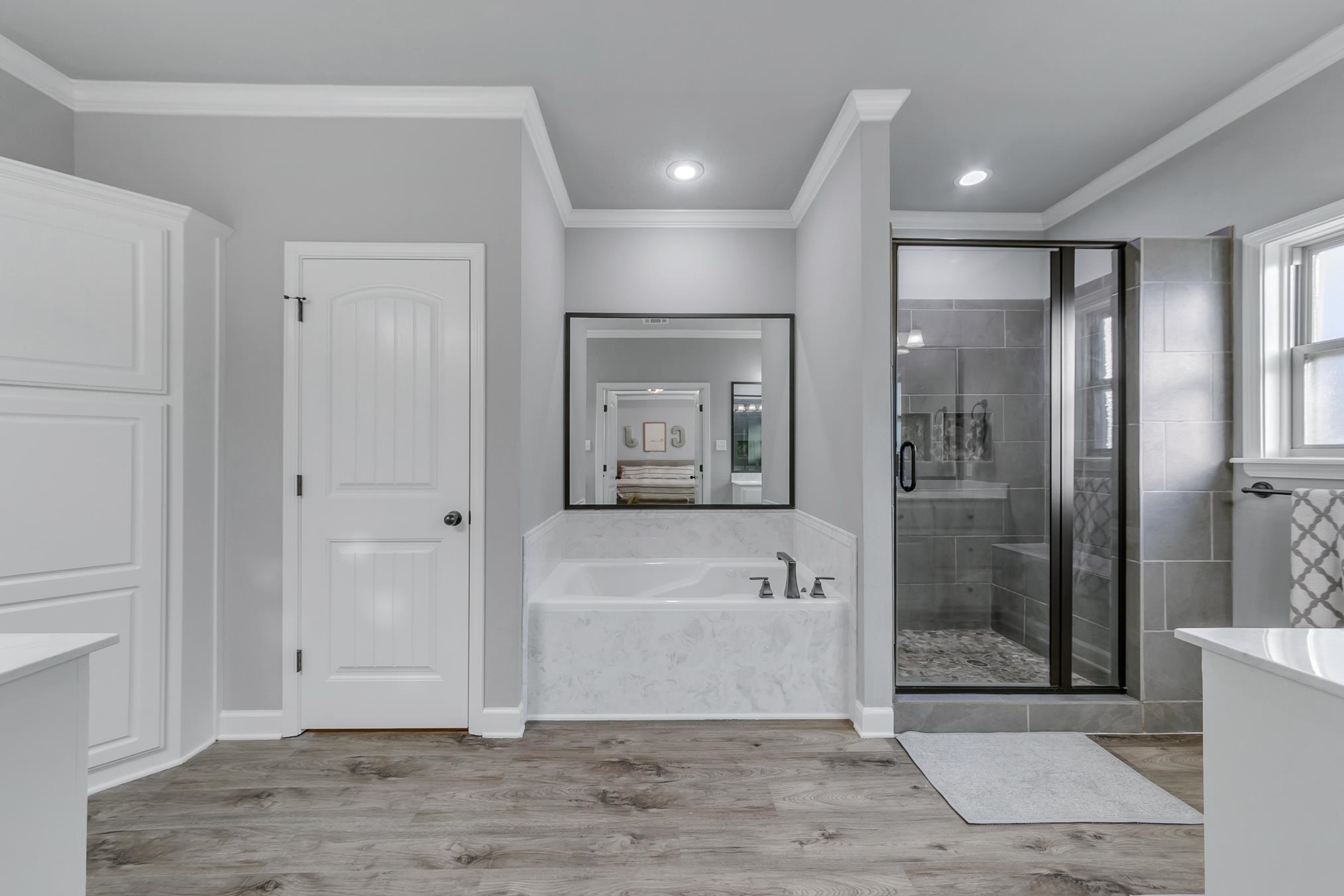 SHADOW CREEK - Residential