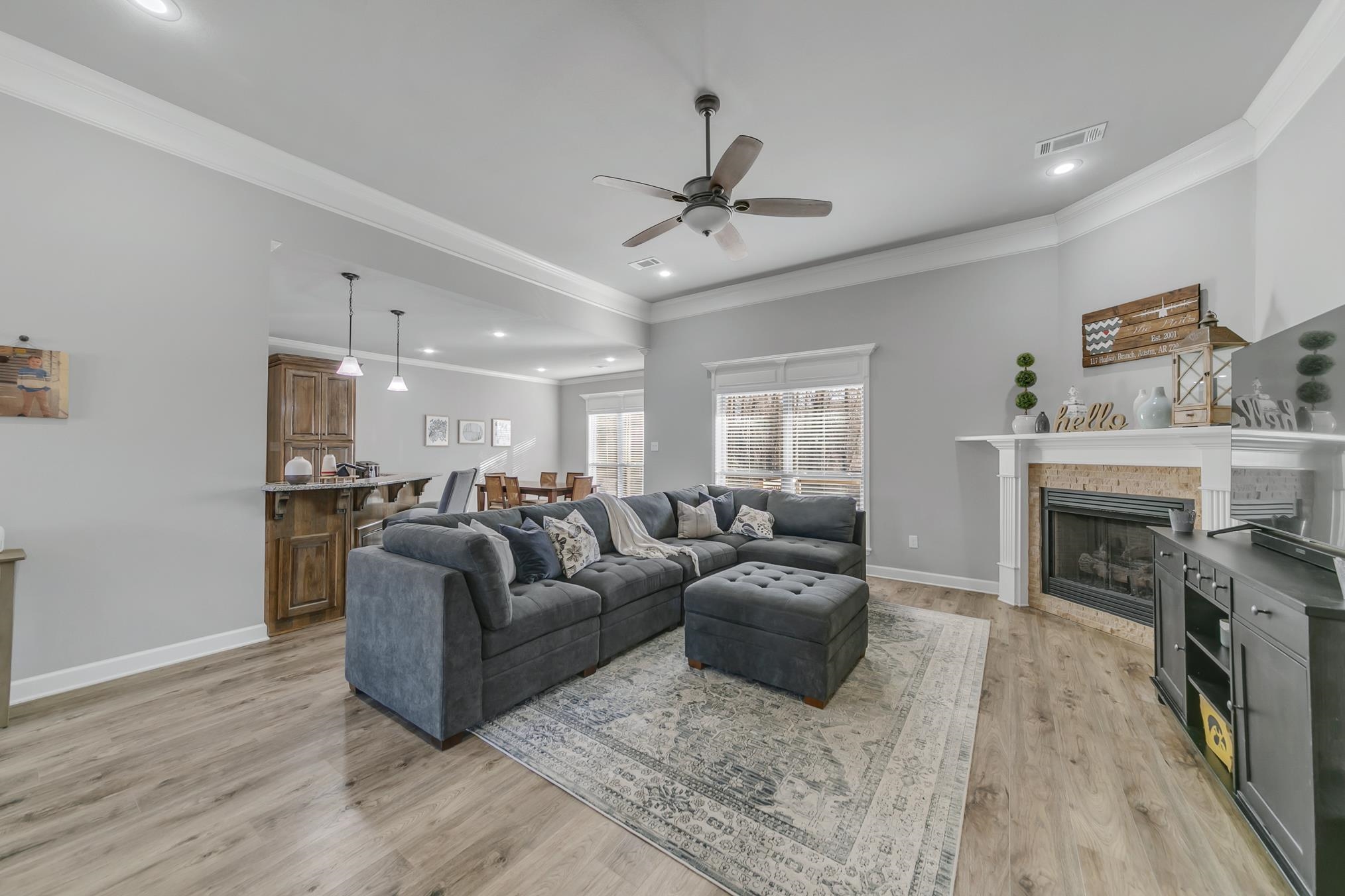 SHADOW CREEK - Residential