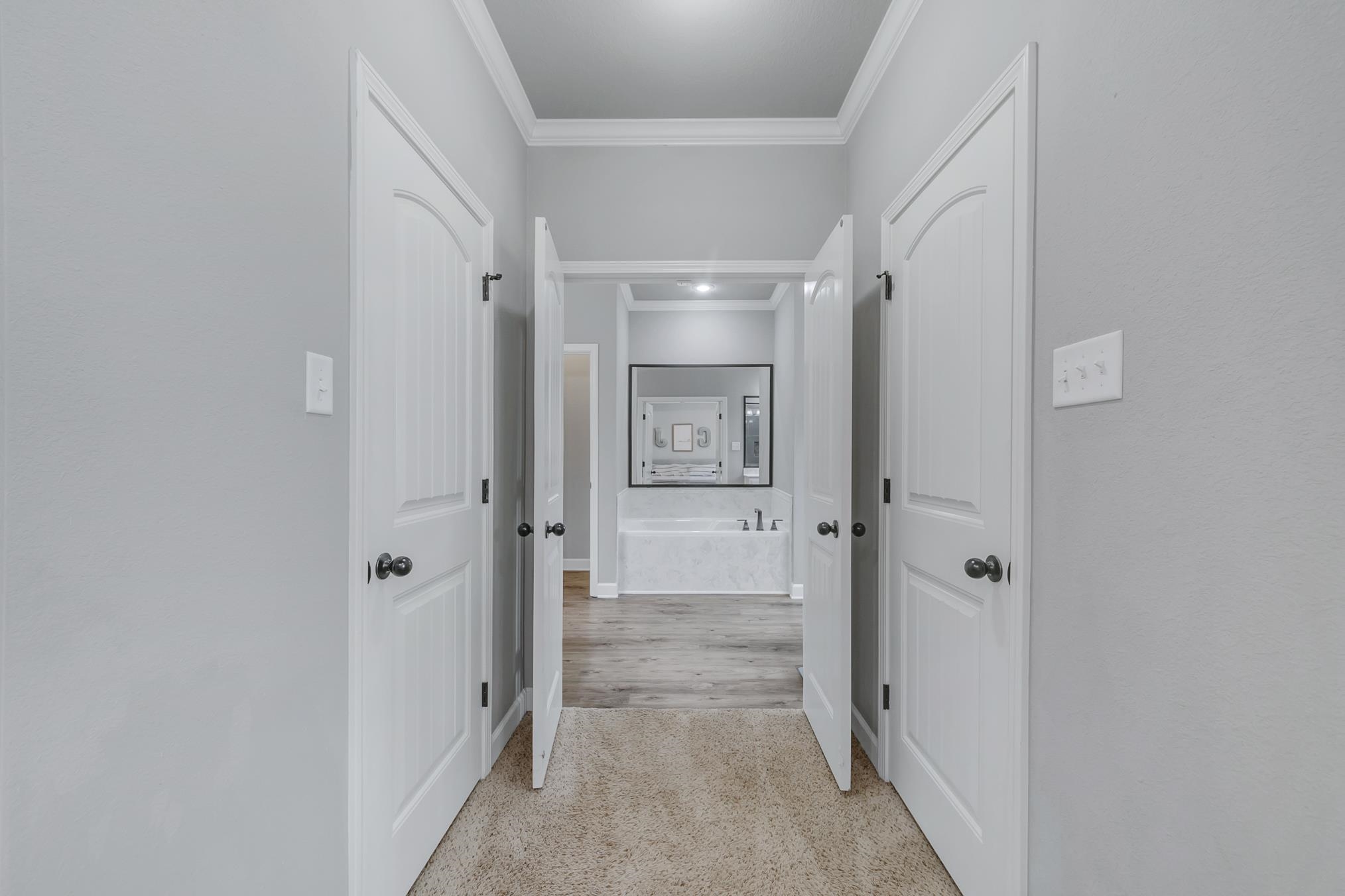 SHADOW CREEK - Residential