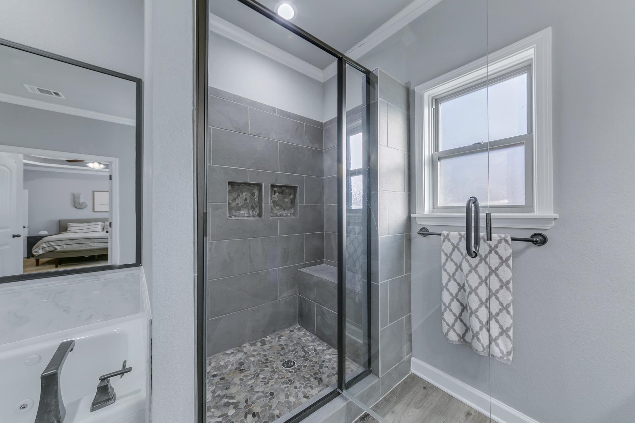 SHADOW CREEK - Residential