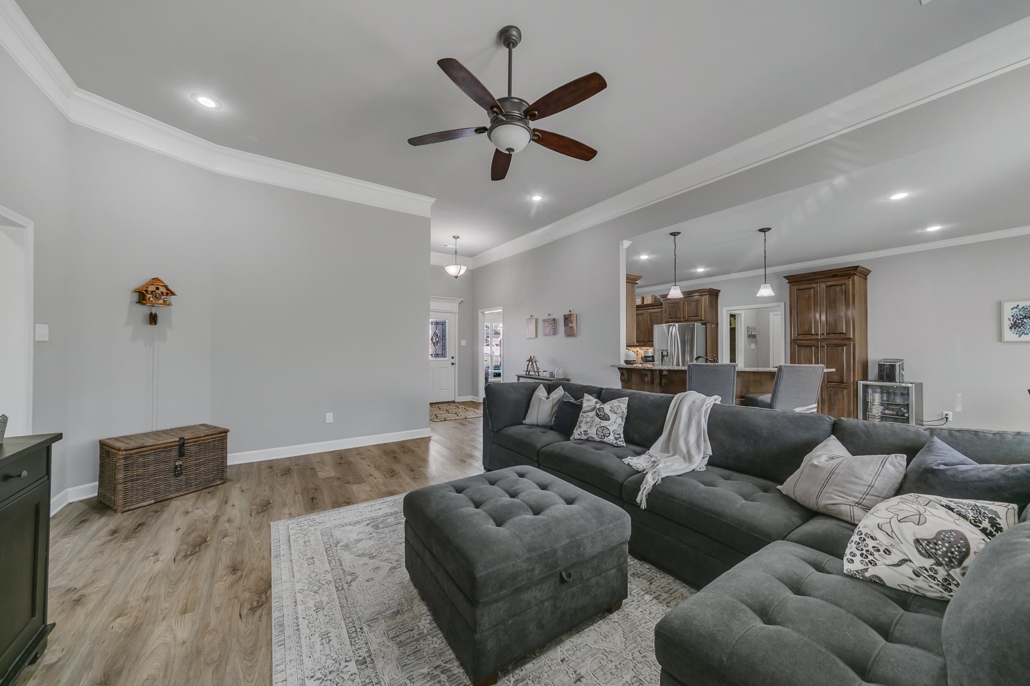 SHADOW CREEK - Residential