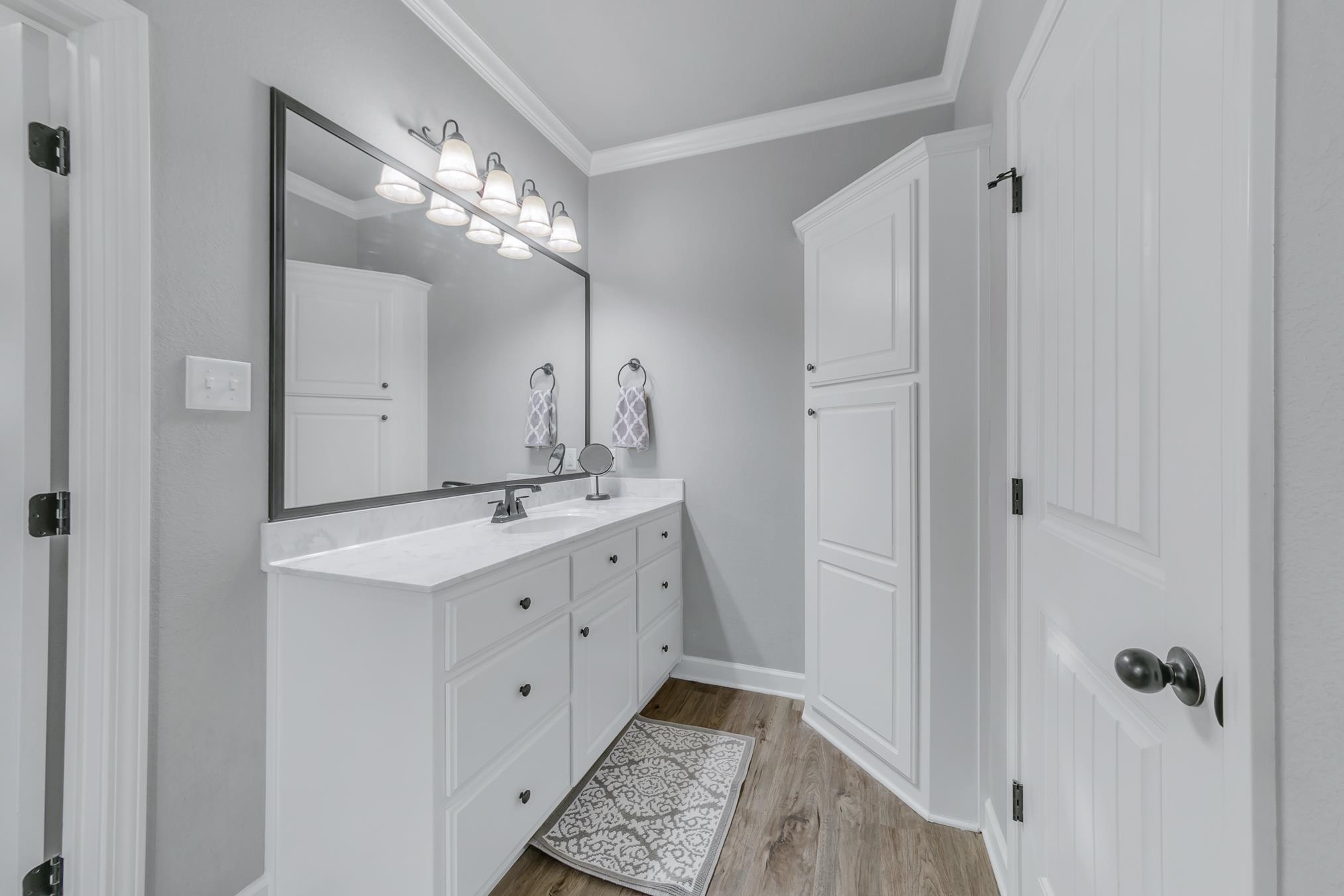 SHADOW CREEK - Residential