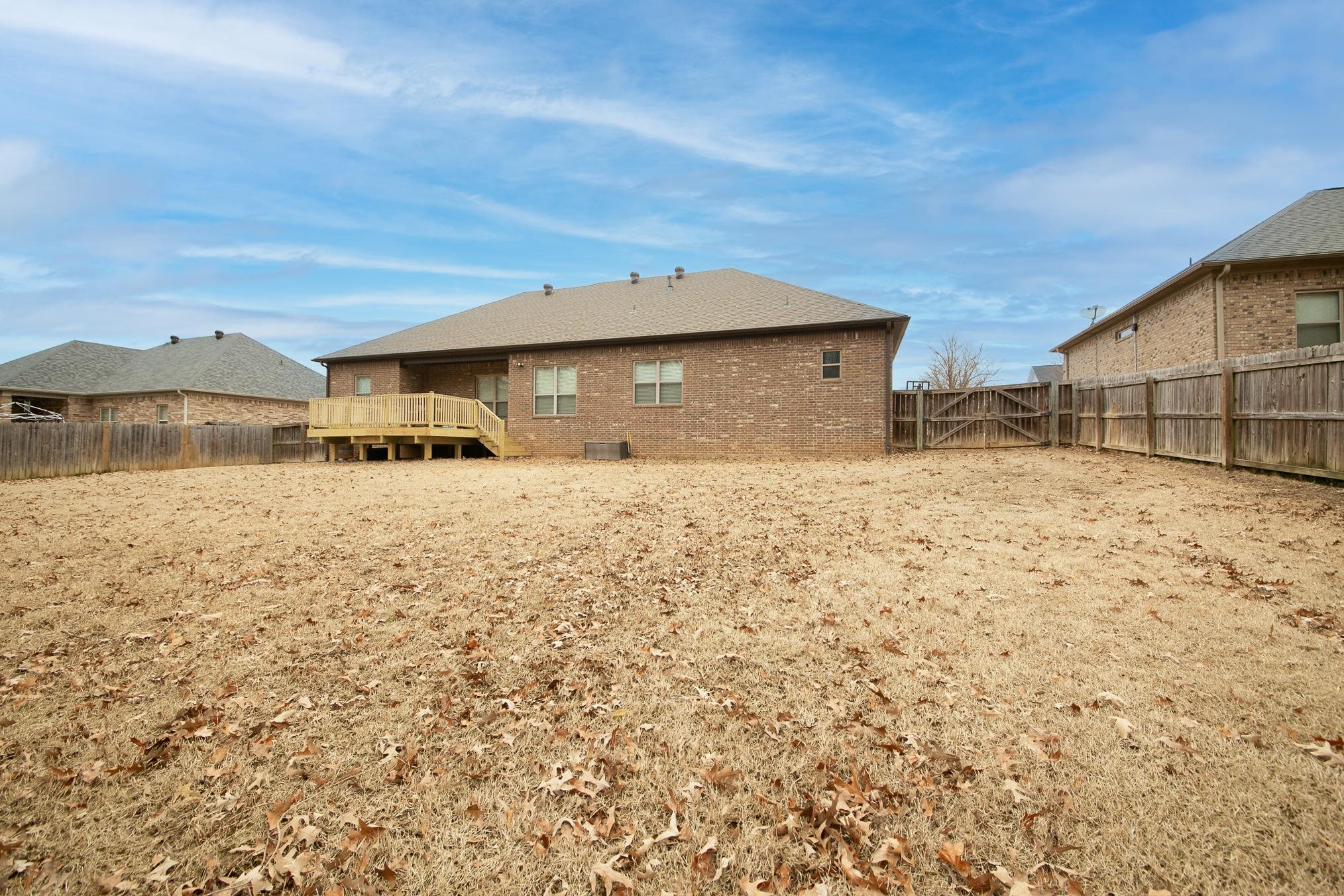 SHADOW CREEK - Residential