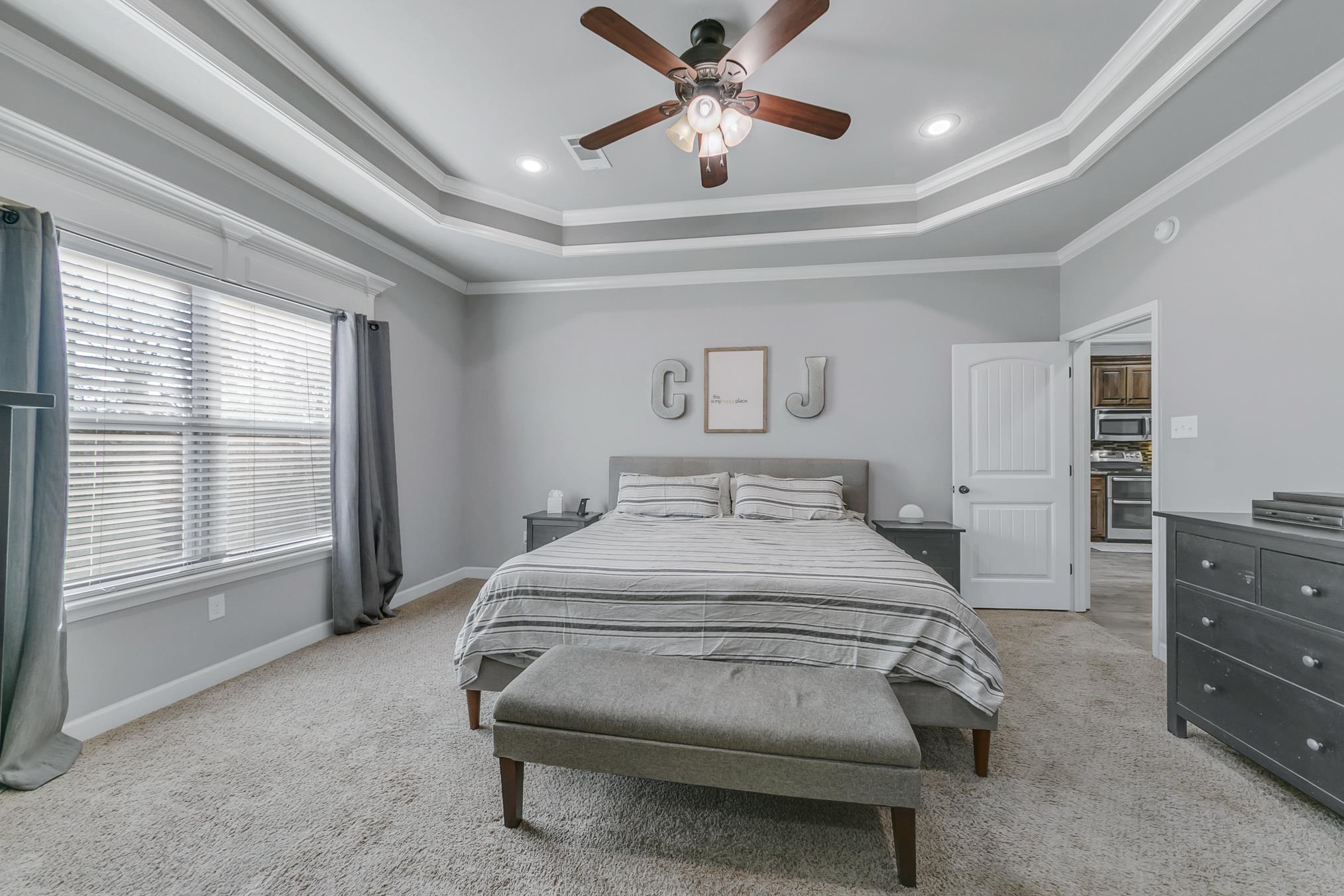 SHADOW CREEK - Residential