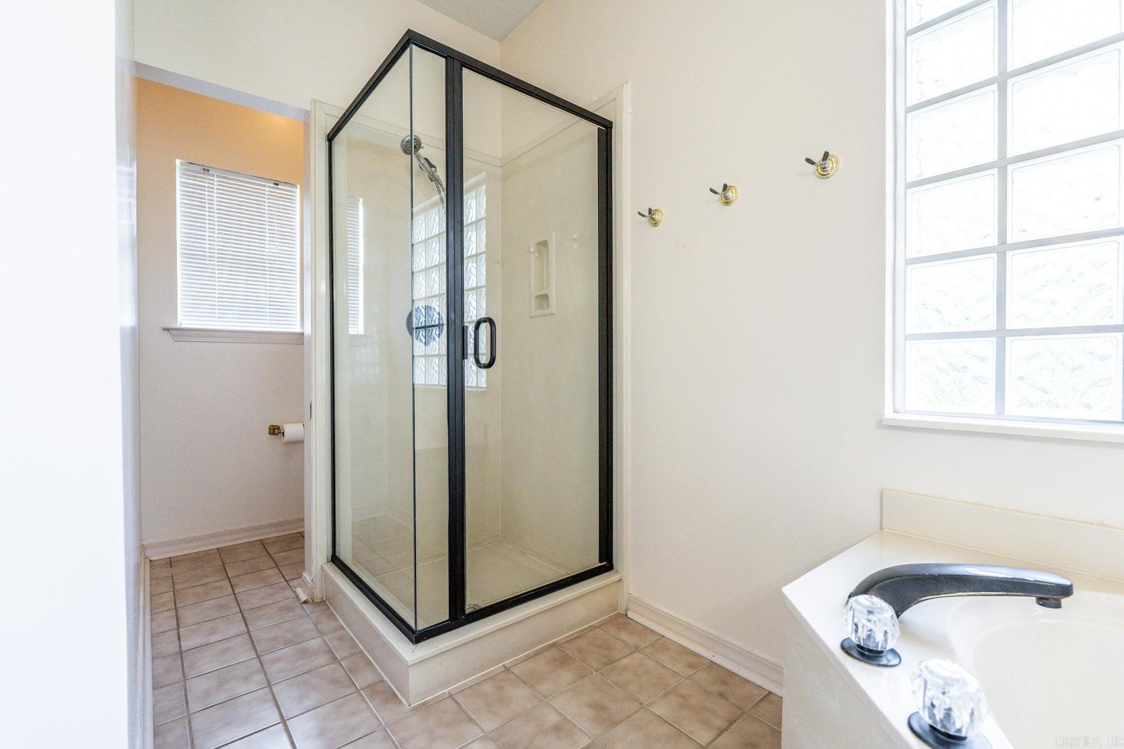 KROOKED KREEK - Residential