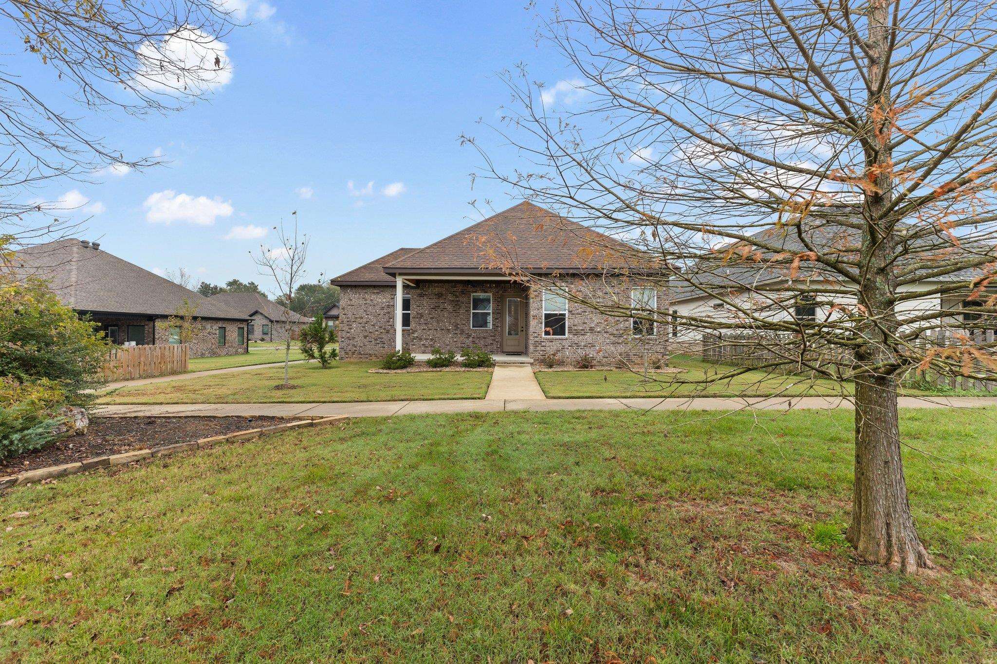 OLDE SALEM TOWNSHIP - Residential