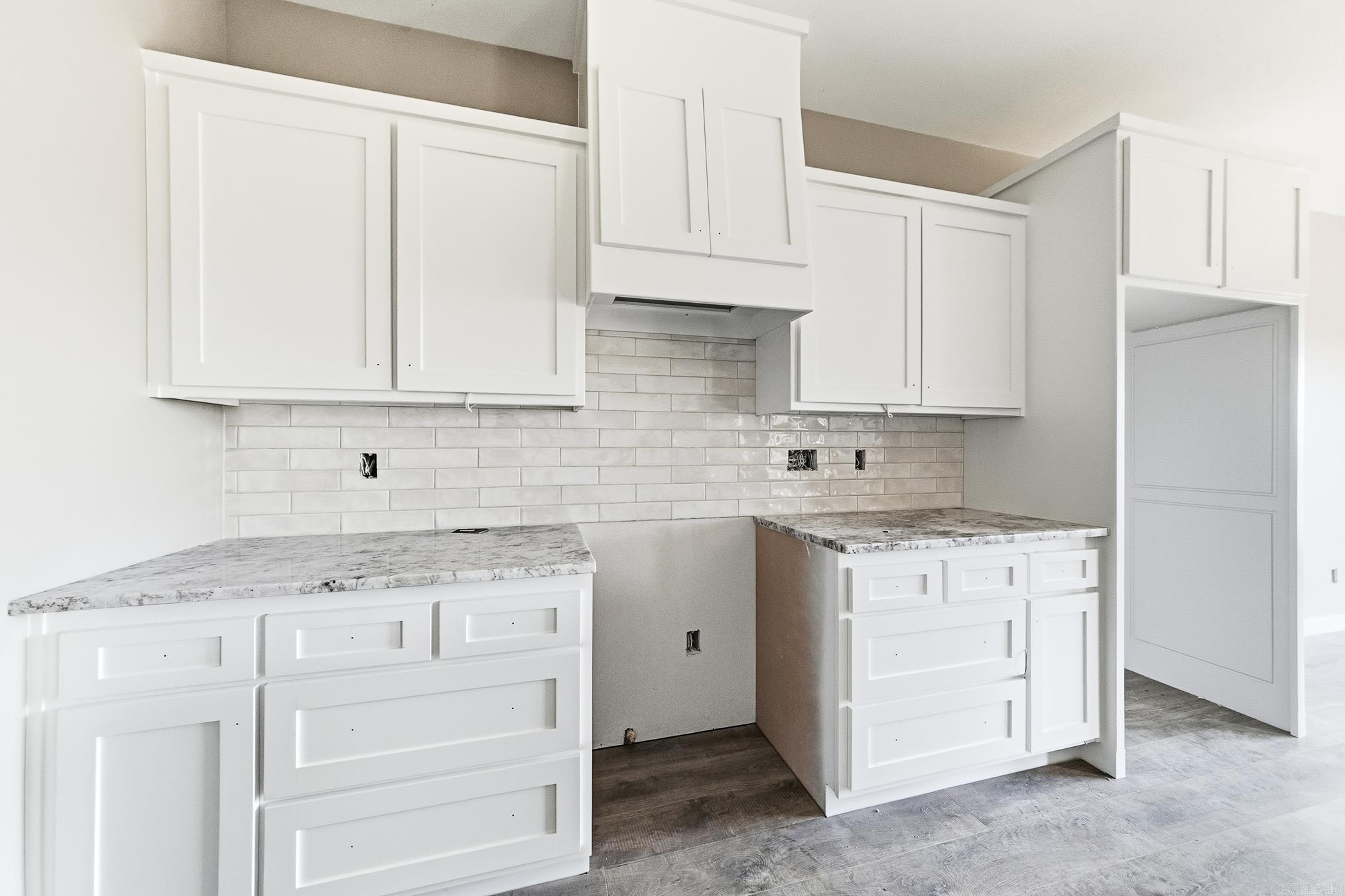 MILLERS GLENN - Residential