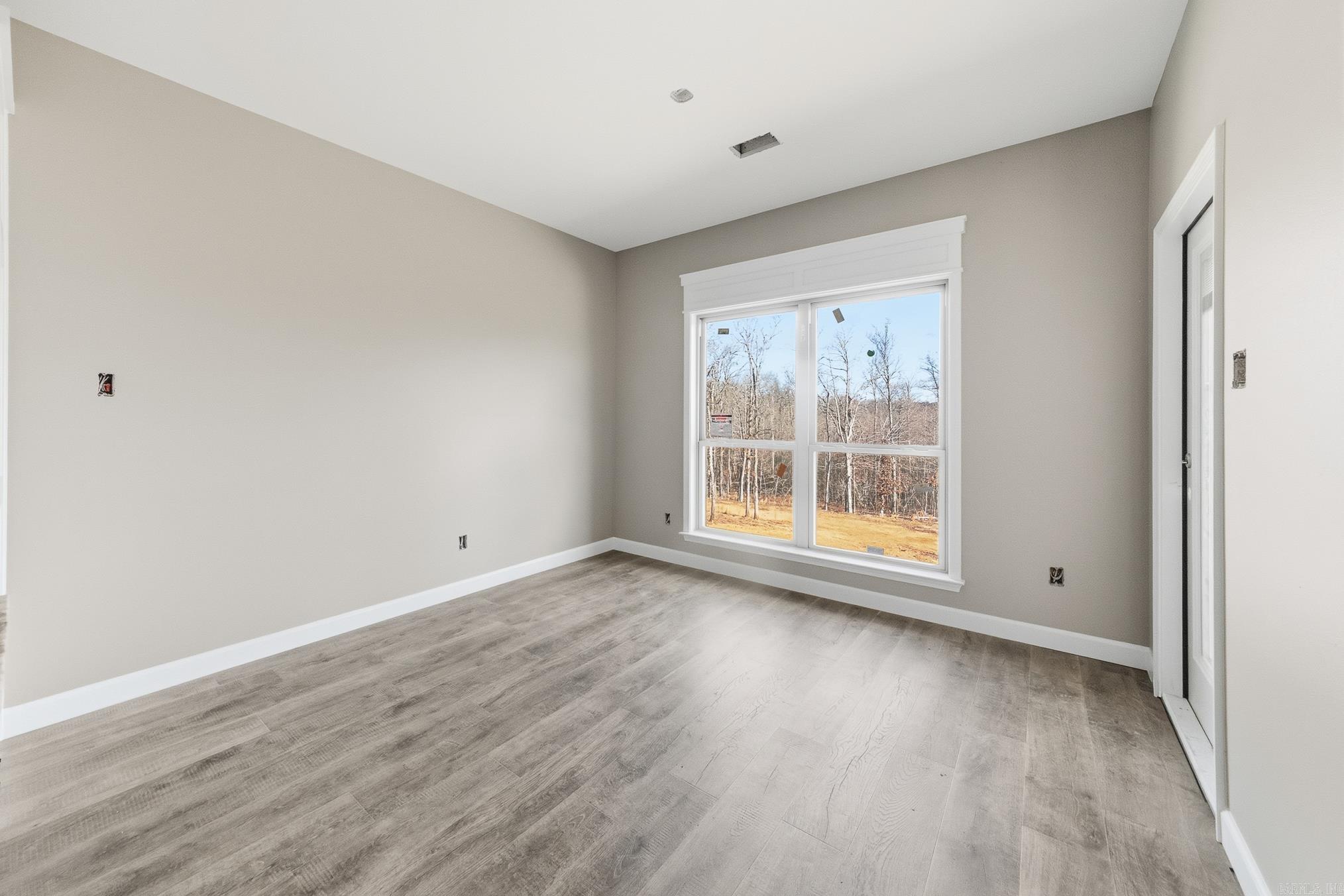 MILLERS GLENN - Residential