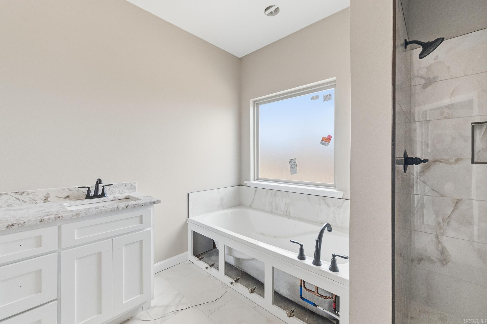 MILLERS GLENN - Residential