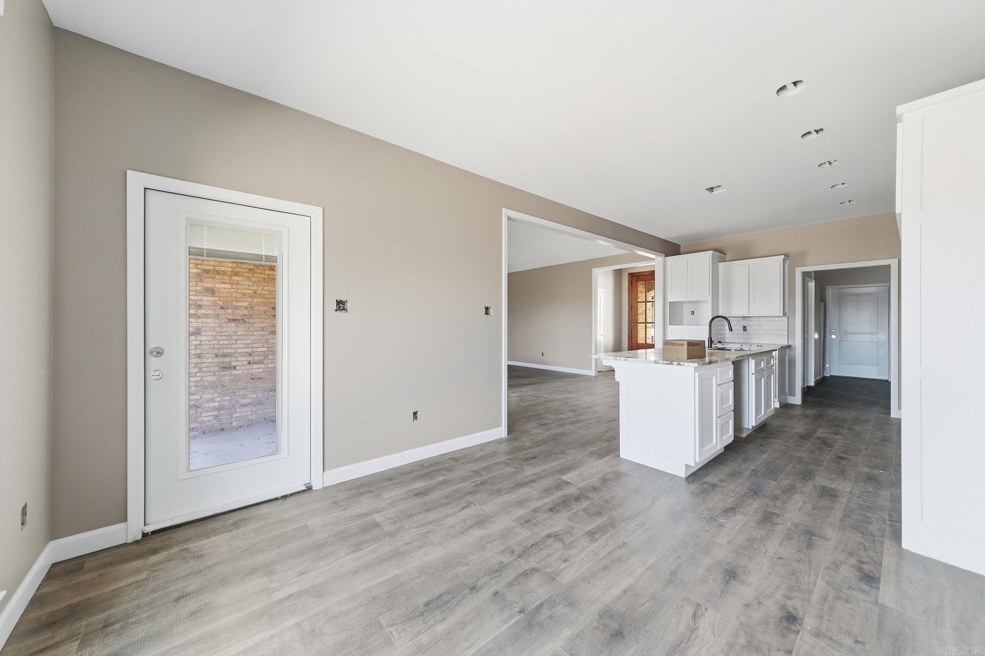 MILLERS GLENN - Residential